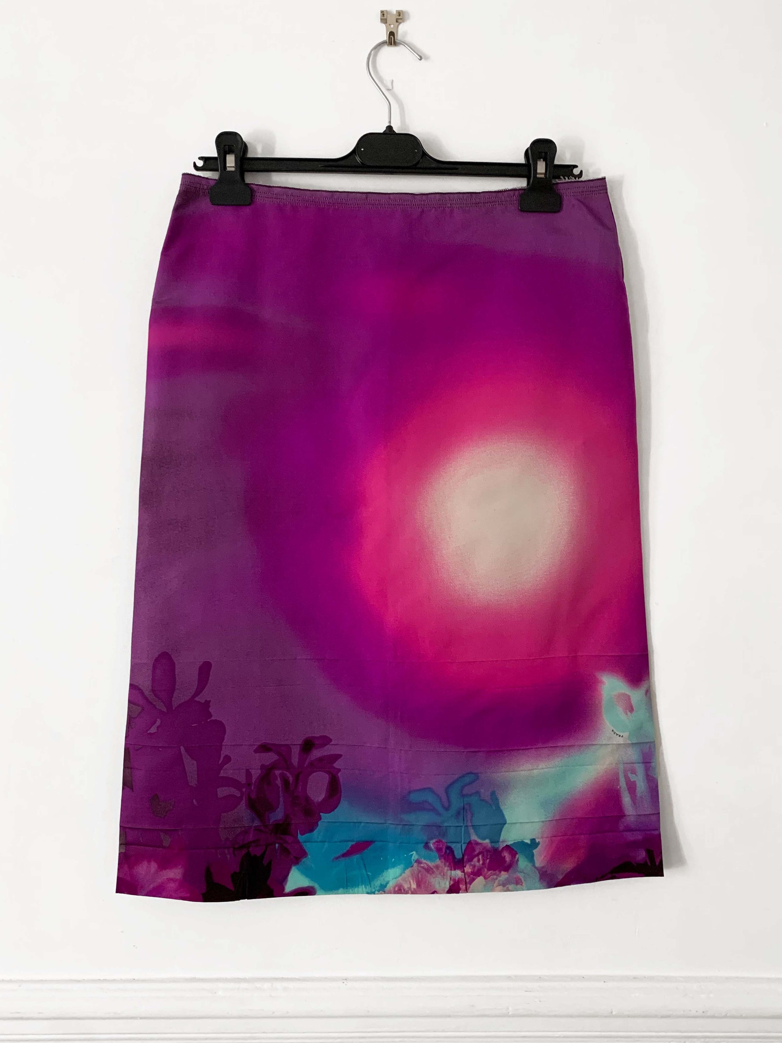 Prada Prada FW04 vintage womens runway silk skirt Size 28" / US 6 / IT 42 - 1 Thumbnail