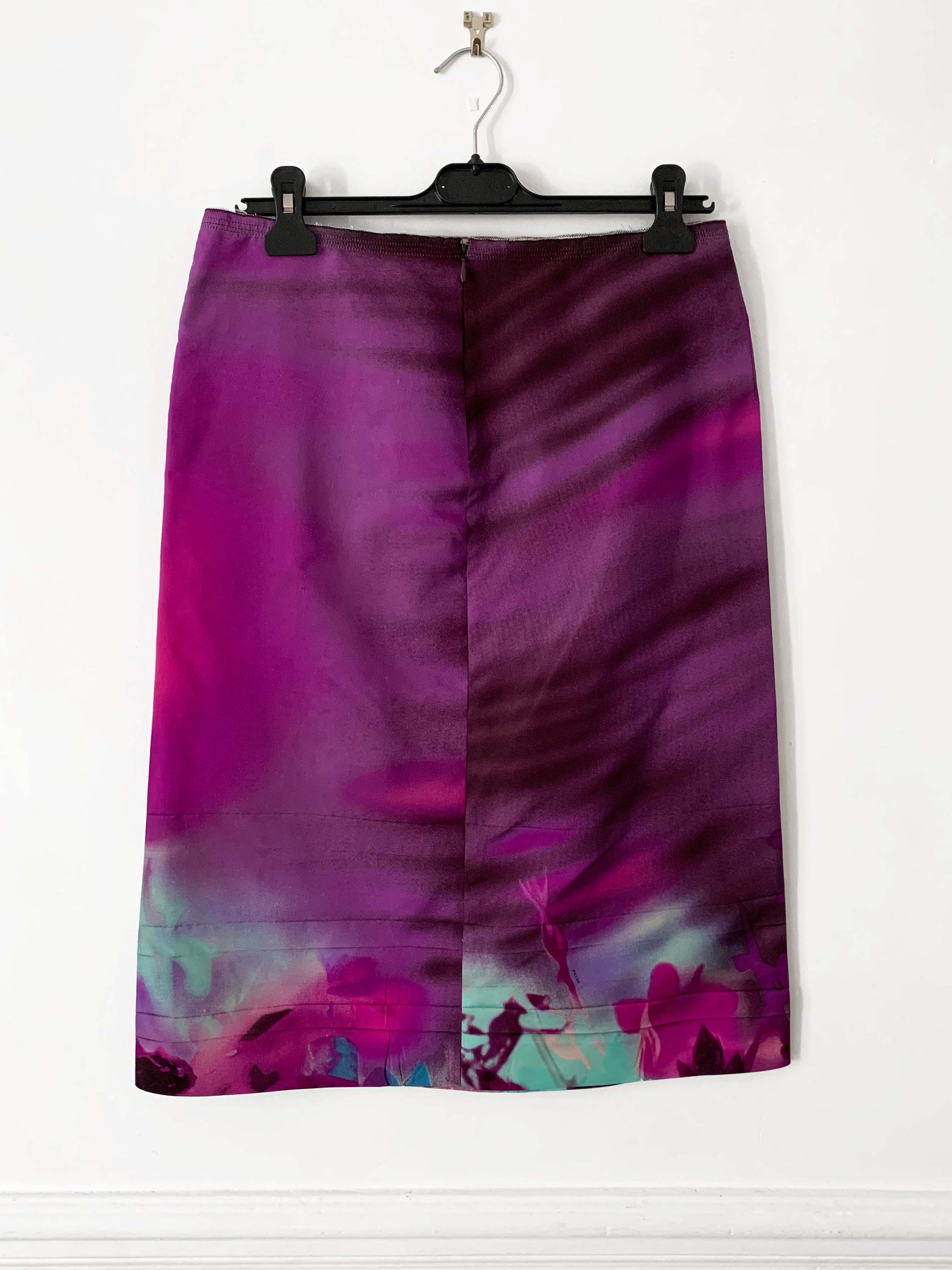 Prada Prada FW04 vintage womens runway silk skirt Size 28" / US 6 / IT 42 - 2 Thumbnail