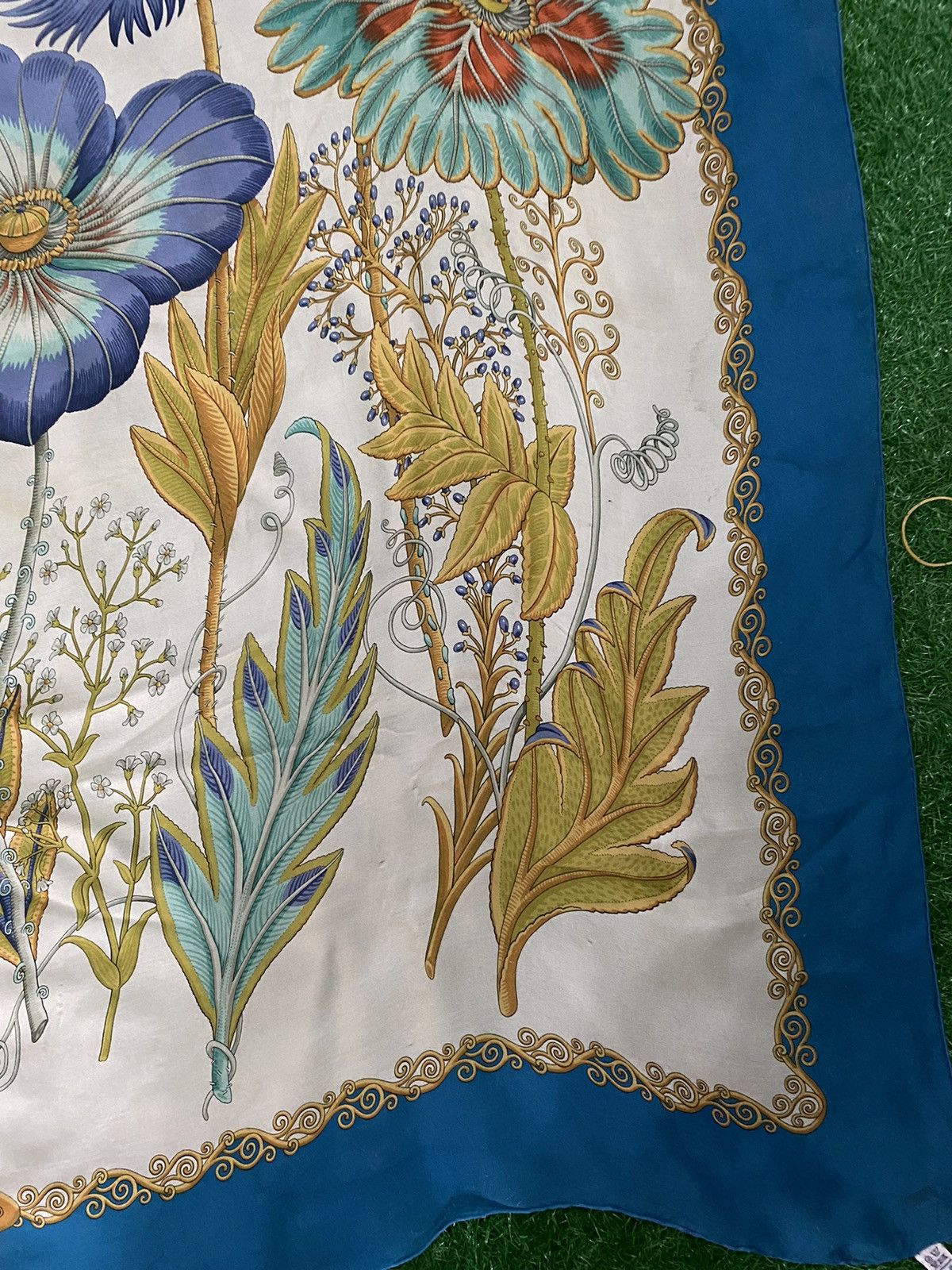 Salvatore Ferragamo Salvatore Ferragamo Silk Scarves Size ONE SIZE - 11 Thumbnail
