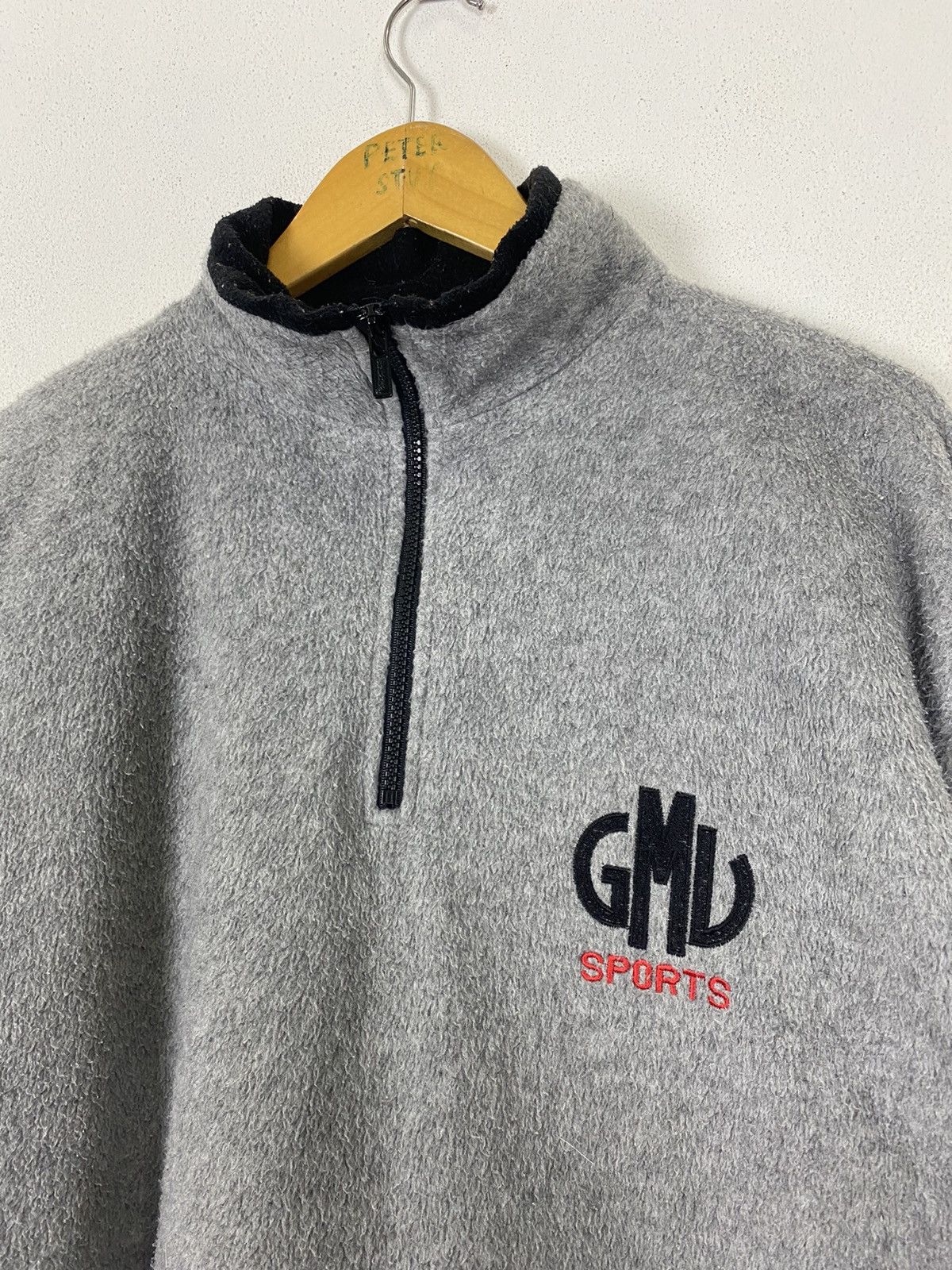 GianMarco Venturi GIAN MARCO VENTURI ALL EMBROIDED LOGO FLEECE SWEATER Size US XL / EU 56 / 4 - 5 Thumbnail