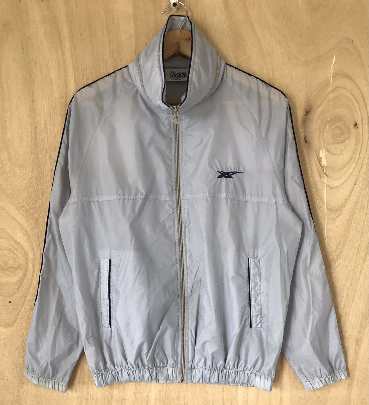 image of Vintage Asics Onitsuka Tiger Windbreaker, Men's (Size Medium)