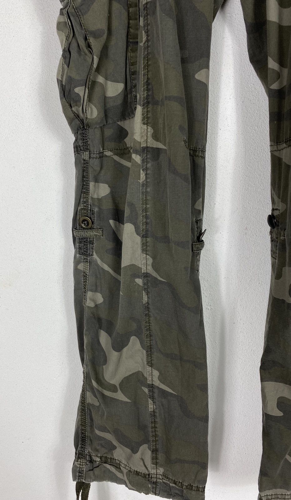 Japanese Brand Uniqlo Cargo Pant Camo Design Size US 32 / EU 48 - 8 Thumbnail