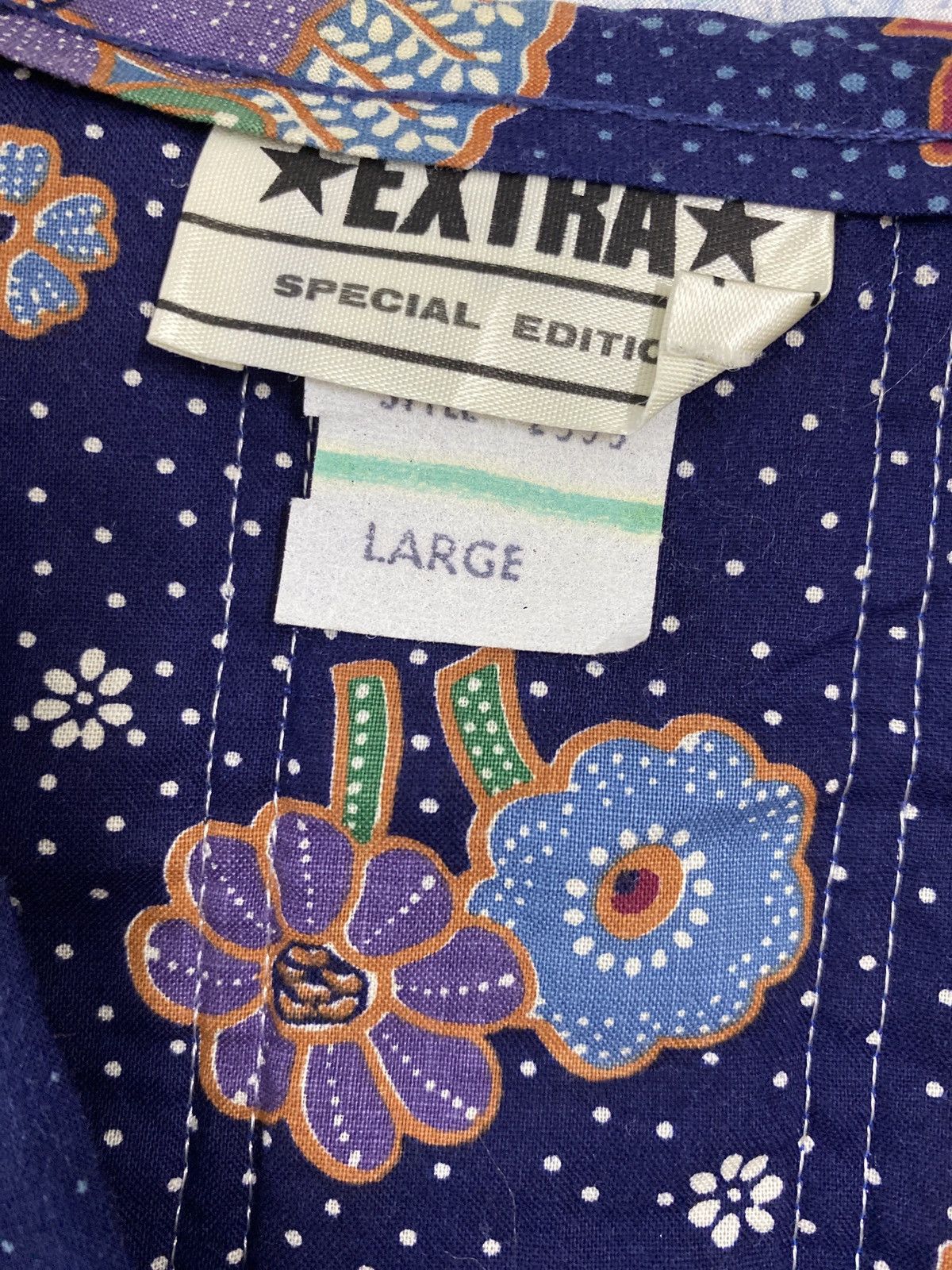 Japanese Brand VINTAGE EXTRA SPECIAL EDITION ART VEST Size US L / EU 52-54 / 3 - 7 Thumbnail