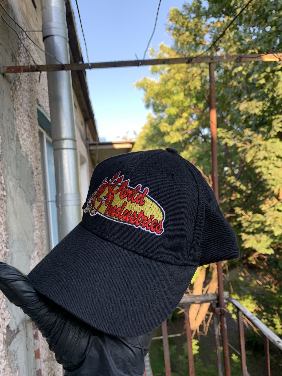 Girl Skateboards Vintage World Industries Skateboard Black Cap Size ONE SIZE - 6 Thumbnail
