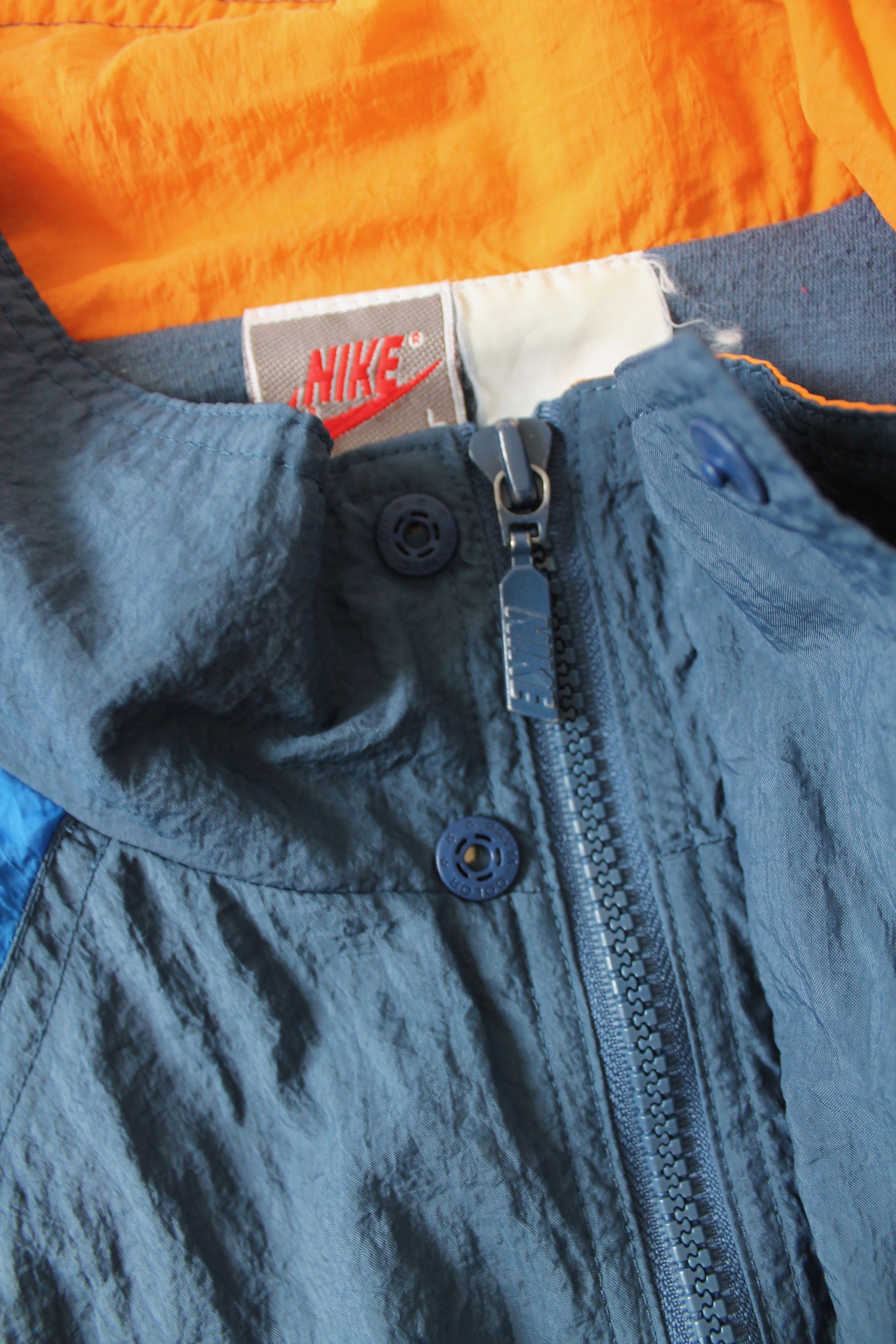 Nike 90's Nike Vintage Light Jacket Windbreaker Nylon Size US L / EU 52-54 / 3 - 13 Thumbnail