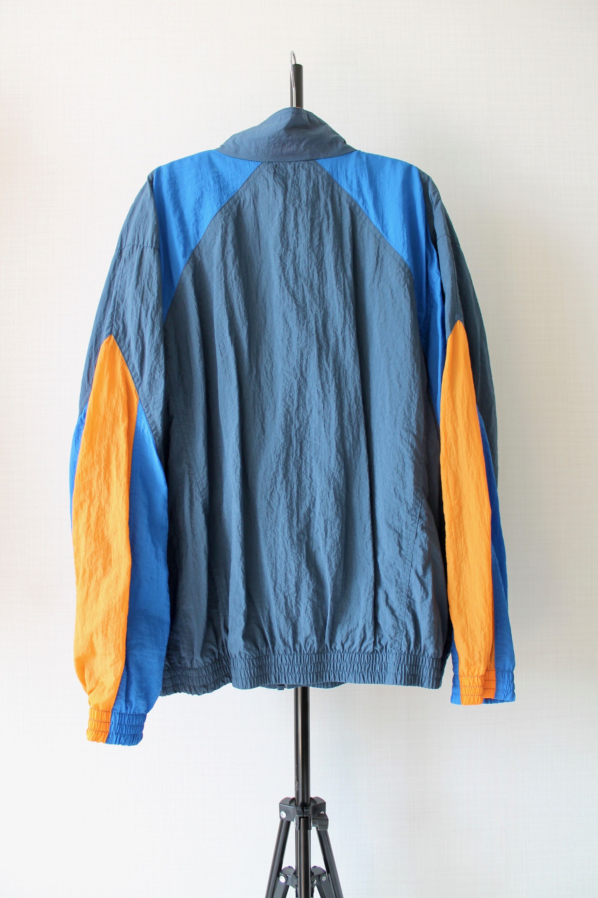 Nike 90's Nike Vintage Light Jacket Windbreaker Nylon Size US L / EU 52-54 / 3 - 6 Thumbnail