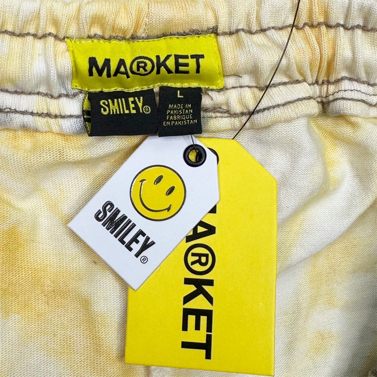 Market Market Smiley Iron Market Tie Dye Shorts Size US 32 / EU 48 - 8 Thumbnail