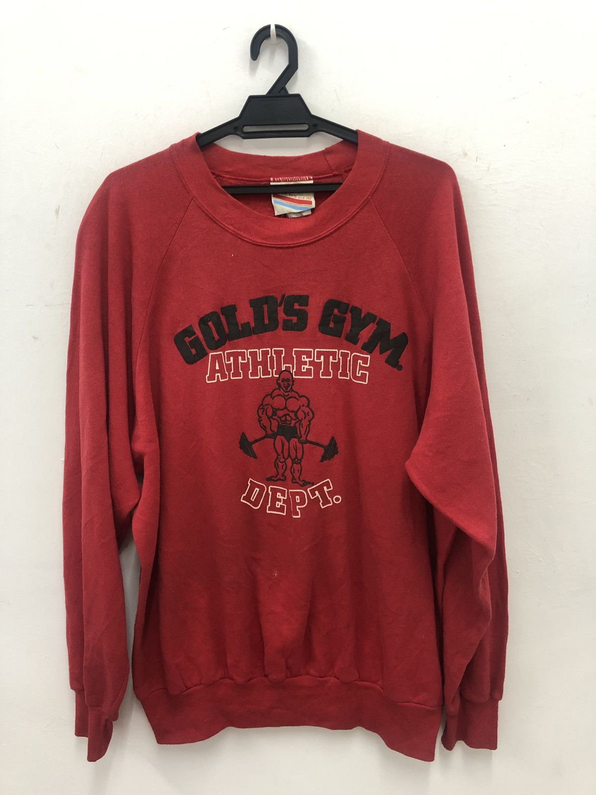 Image of Made In USA x Vintage Gold’S Gym Athletic Dept Sweatshirt in Red, Men's (Size XL)