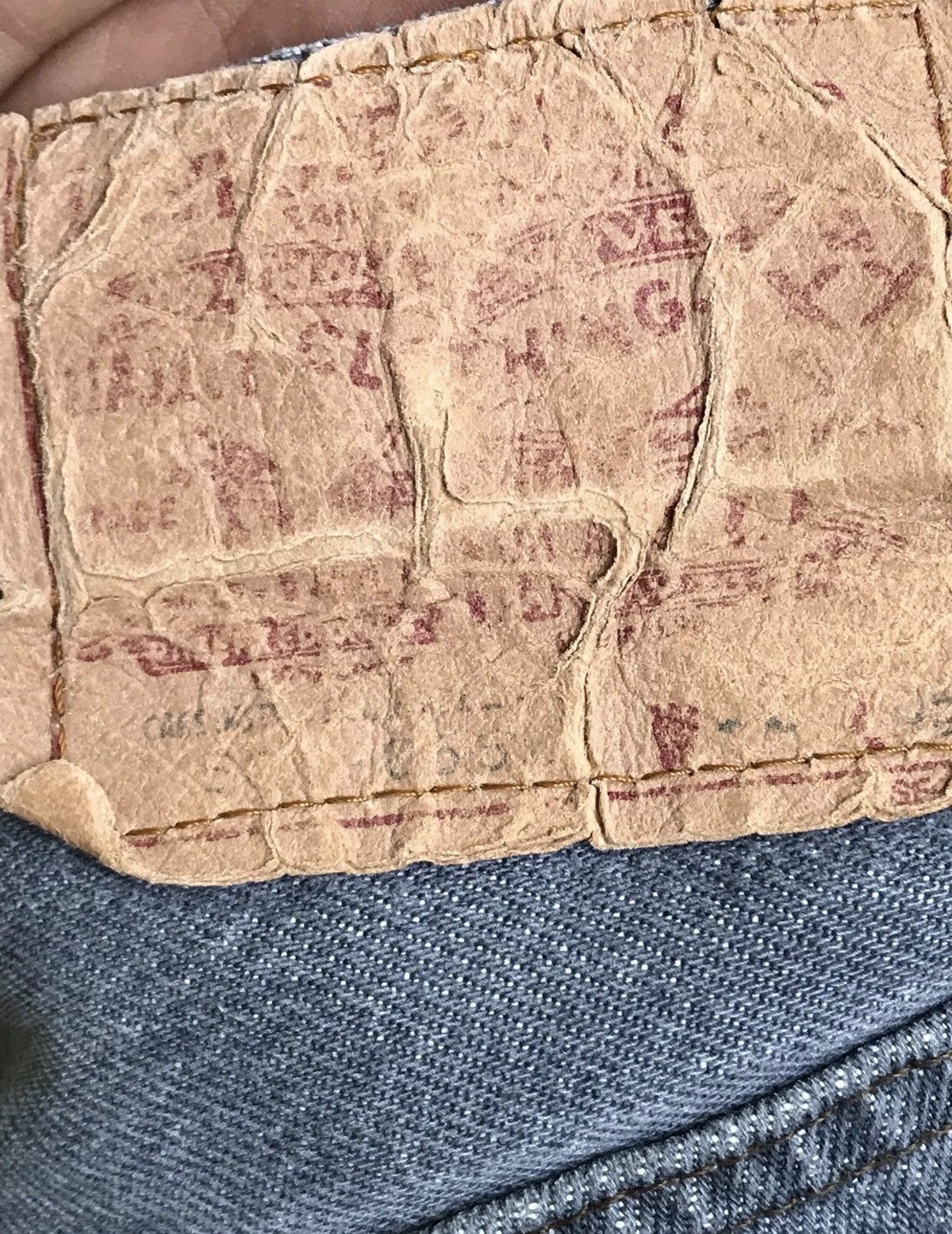 Levi's Vintage Clothing Vintage 90s Levis 501 Distressed Faded Paints Jeans Size US 31 - 14 Thumbnail