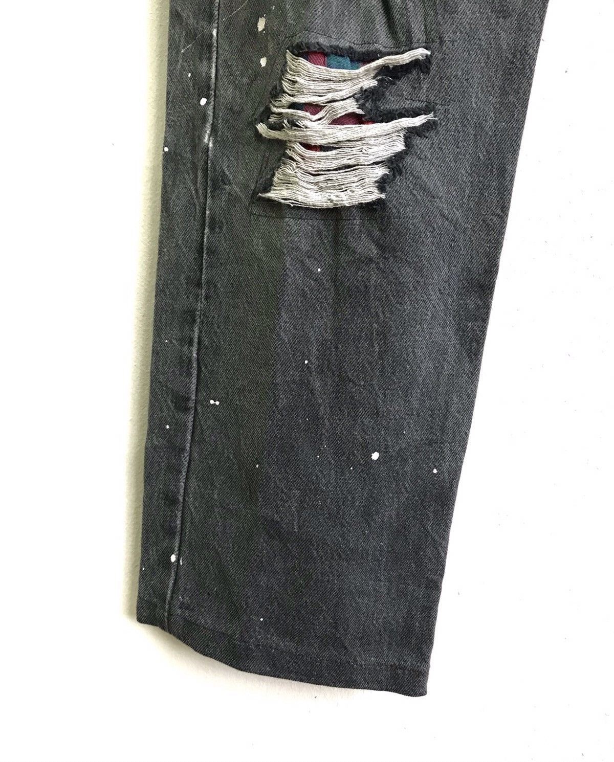 Levi's Vintage Clothing Vintage 90s Levis 501 Distressed Faded Paints Jeans Size US 31 - 7 Thumbnail