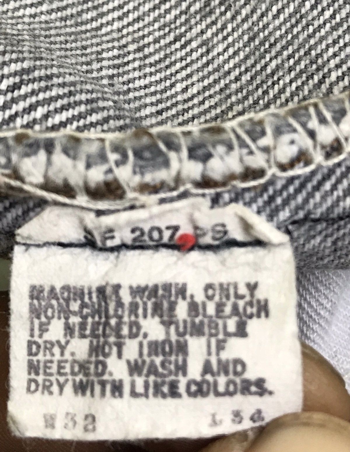 Levi's Vintage Clothing Vintage 90s Levis 501 Distressed Faded Paints Jeans Size US 31 - 15 Thumbnail