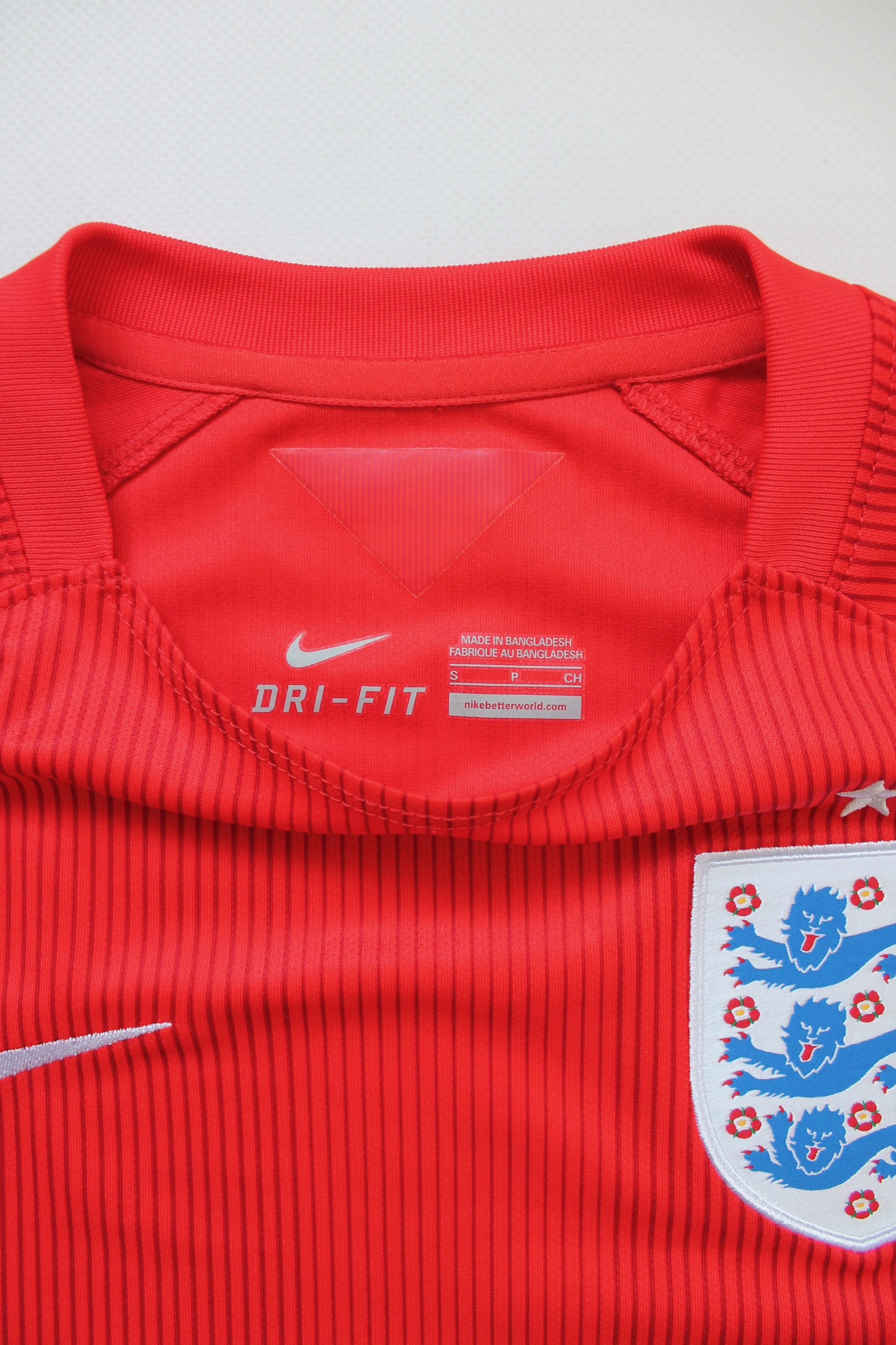 Nike 2014 England National Team World Cup Soccer away Jersey Size US S / EU 44-46 / 1 - 8 Thumbnail
