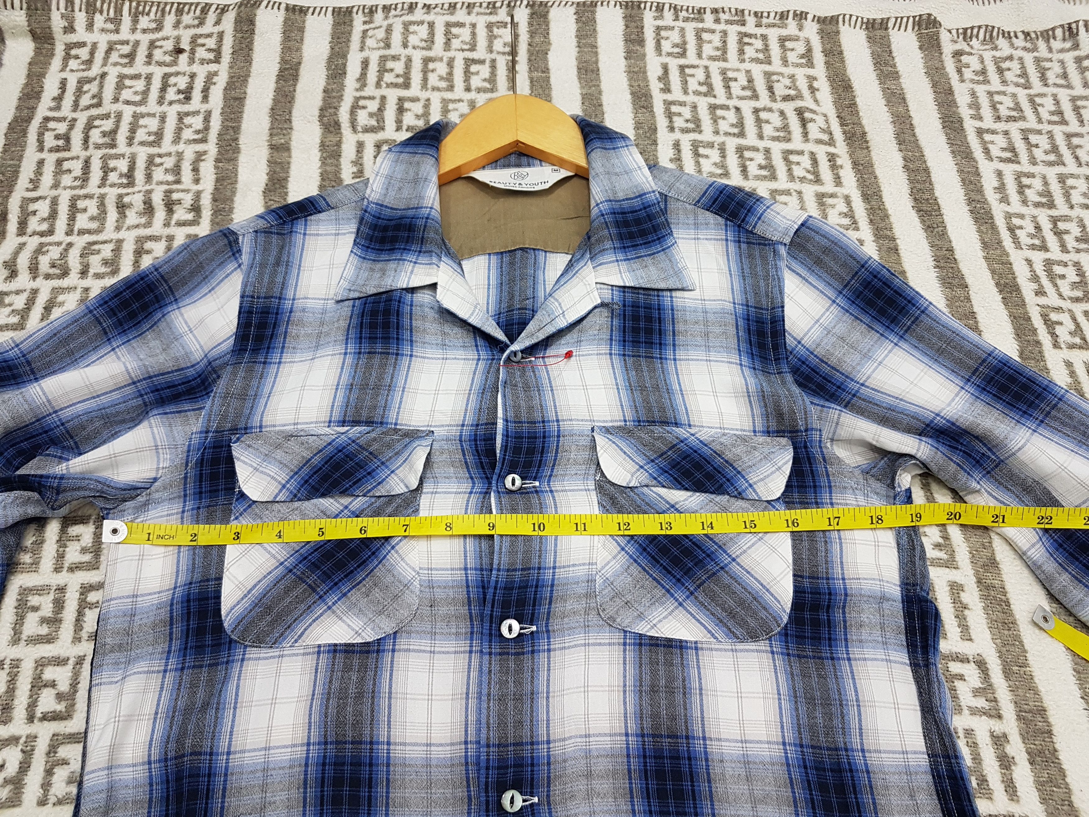 Japanese Brand Fit S to M, United Arrows Shadow Plaid Rayon Shirt Size US S / EU 44-46 / 1 - 14 Thumbnail
