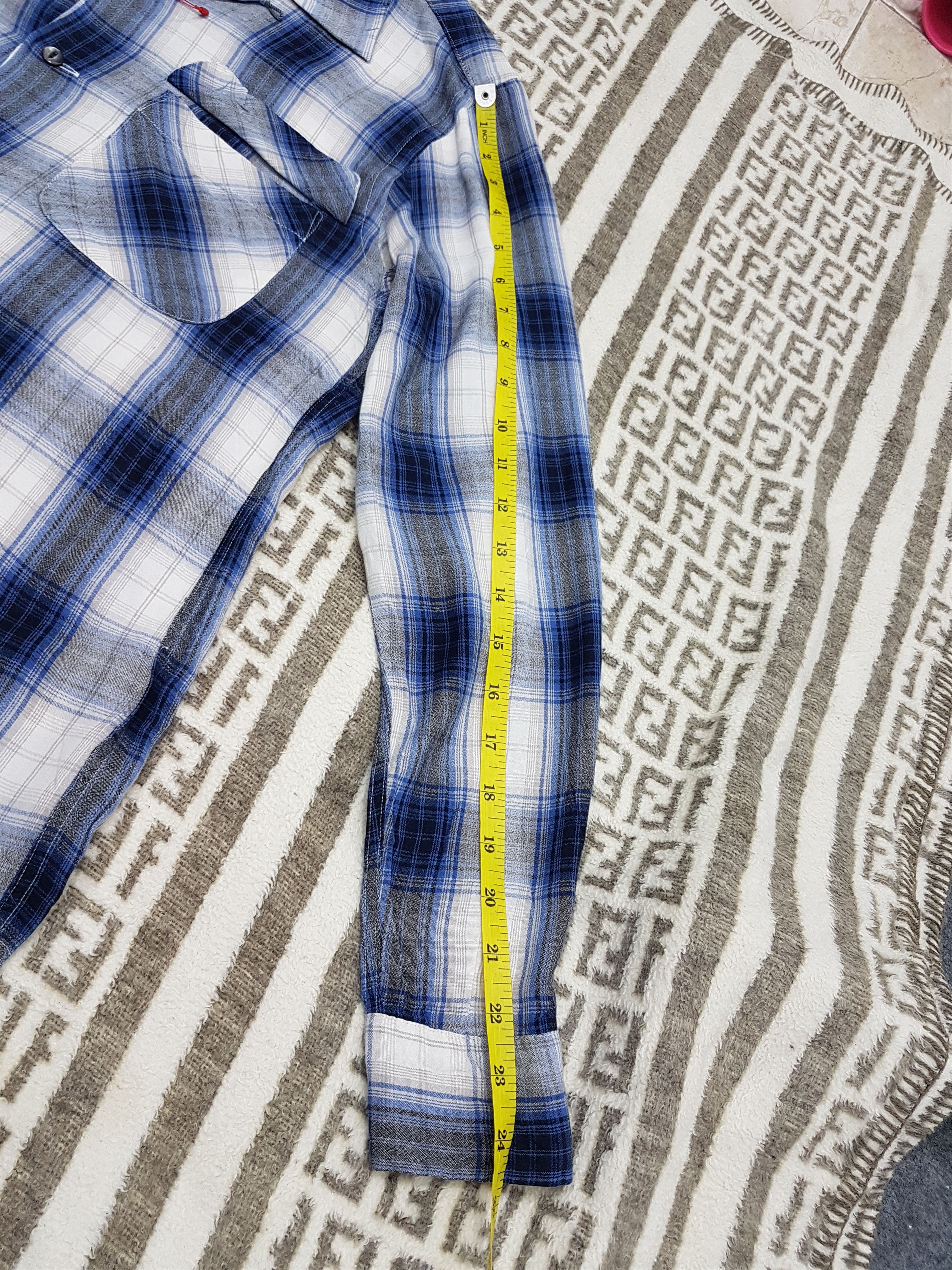 Japanese Brand Fit S to M, United Arrows Shadow Plaid Rayon Shirt Size US S / EU 44-46 / 1 - 11 Thumbnail