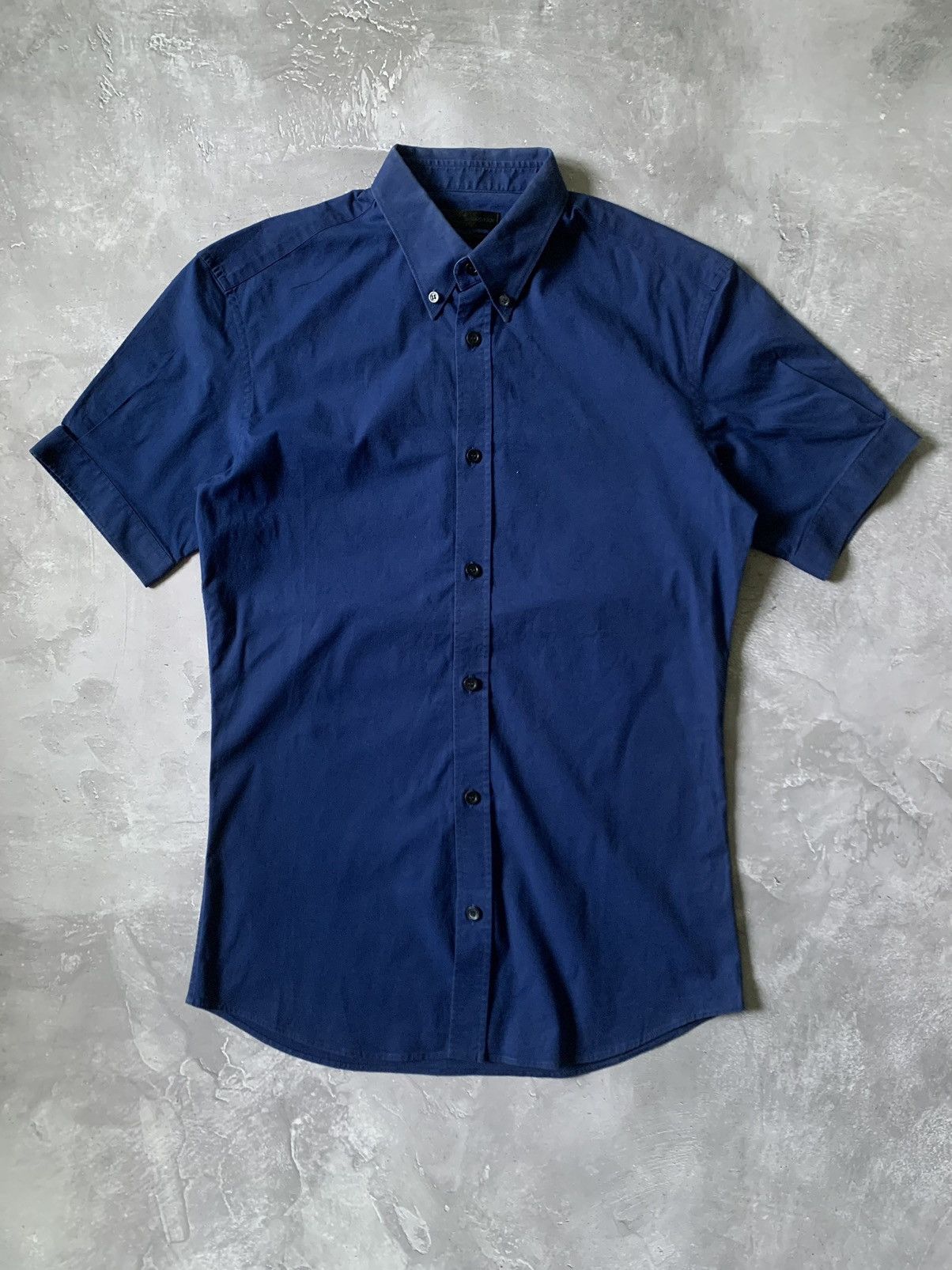 Alexander McQueen Alexander McQueen button up short sleeve shirts vintage Size US S / EU 44-46 / 1 - 1 Thumbnail