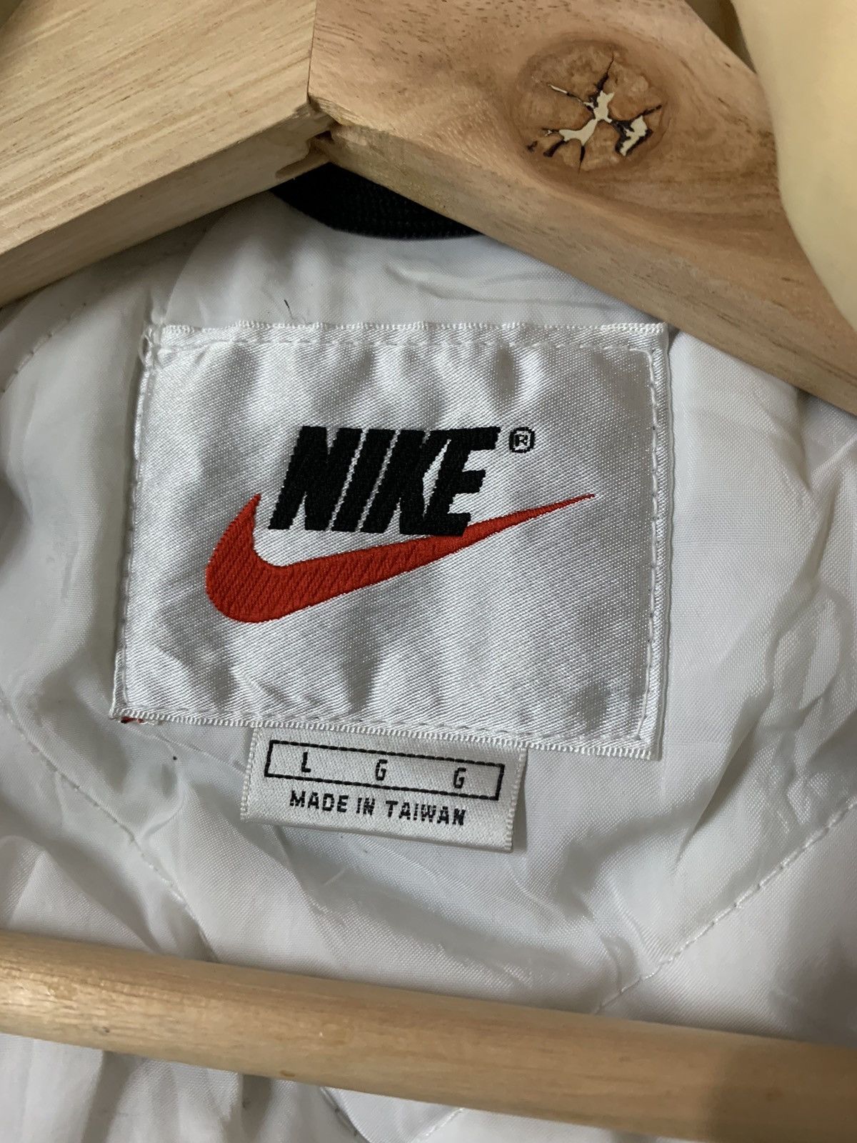 Nike Vintage 90s NIKE Oversized Jacket Size US L / EU 52-54 / 3 - 9 Thumbnail