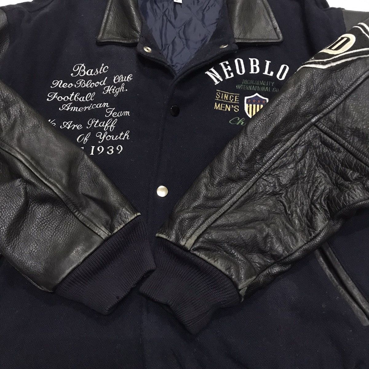 Vintage Vintage Neo blood wool and leather sleeve warsity jacket Size US M / EU 48-50 / 2 - 9 Thumbnail