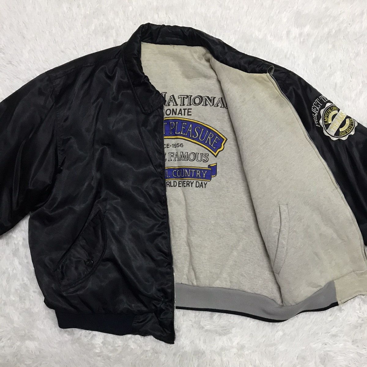 Japanese Brand Embroidery & Reverse Bomber Jacket Size US L / EU 52-54 / 3 - 11 Thumbnail