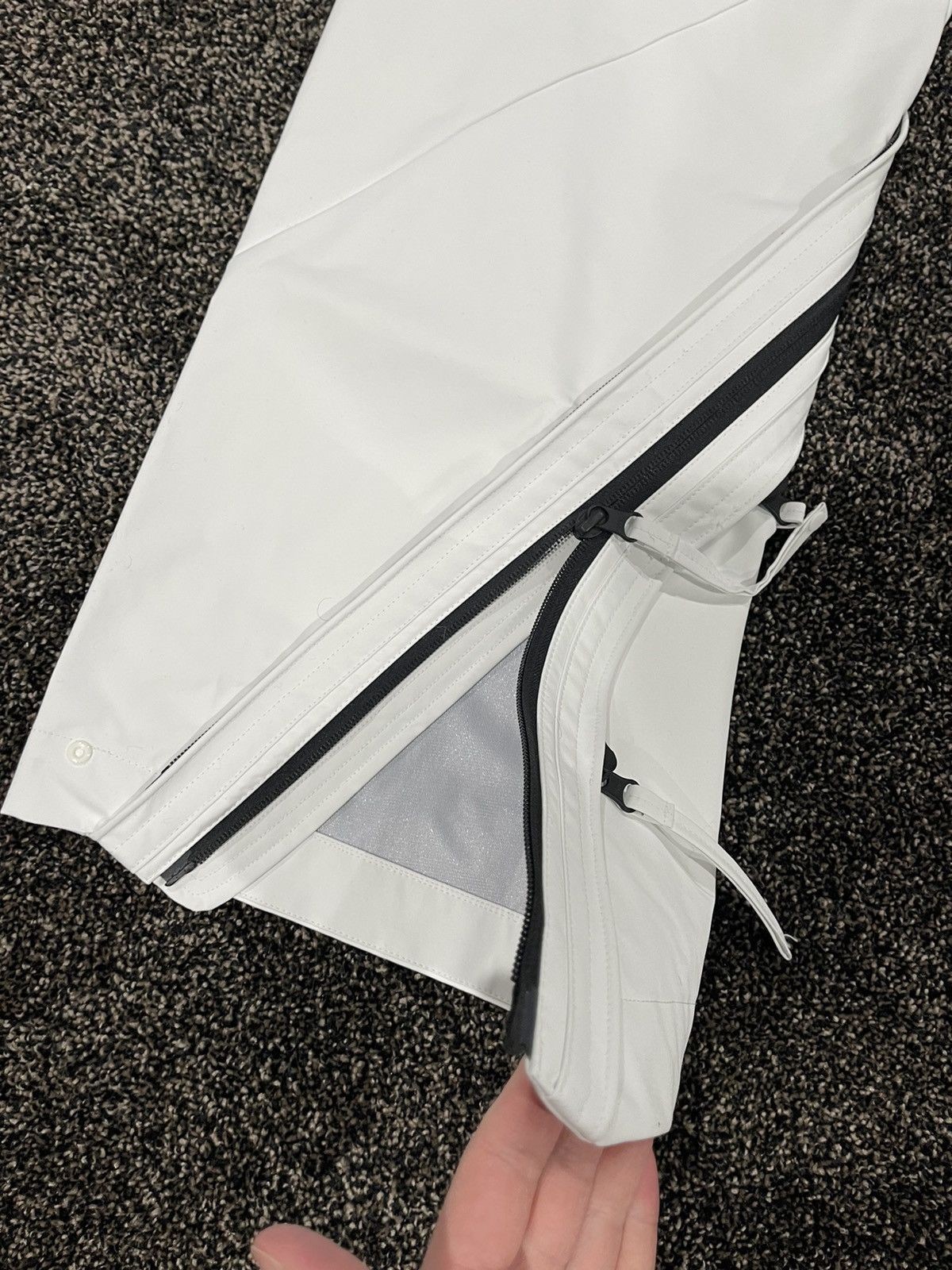 POST ARCHIVE FACTION (PAF) Post Archive Faction PAF 4.0 Technical Pants Center White Size US 32 / EU 48 - 16 Thumbnail