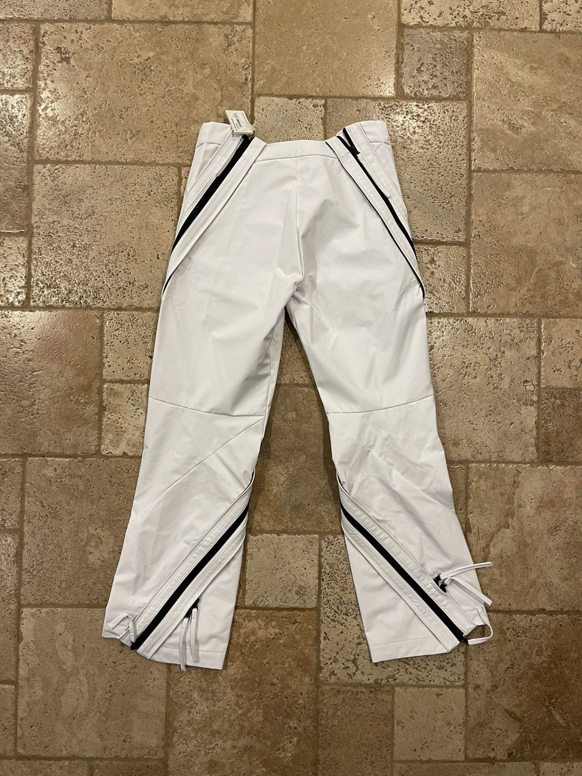 POST ARCHIVE FACTION (PAF) Post Archive Faction PAF 4.0 Technical Pants Center White Size US 32 / EU 48 - 2 Thumbnail