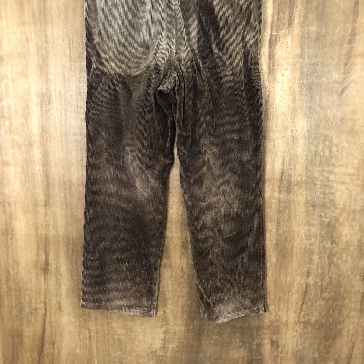 Vintage Wrangler faded Dark Brown Corduroy Casual Pants #6317 Size US 34 / EU 50 - 7 Thumbnail