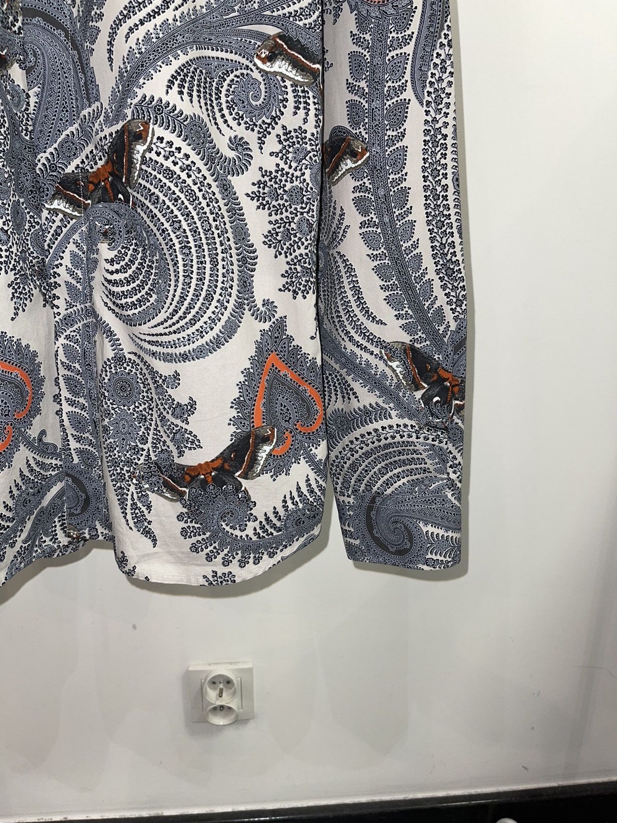 Givenchy Givenchy Paisley Butterfly Abstract All Over Printed Shirt Size US M / EU 48-50 / 2 - 3 Thumbnail