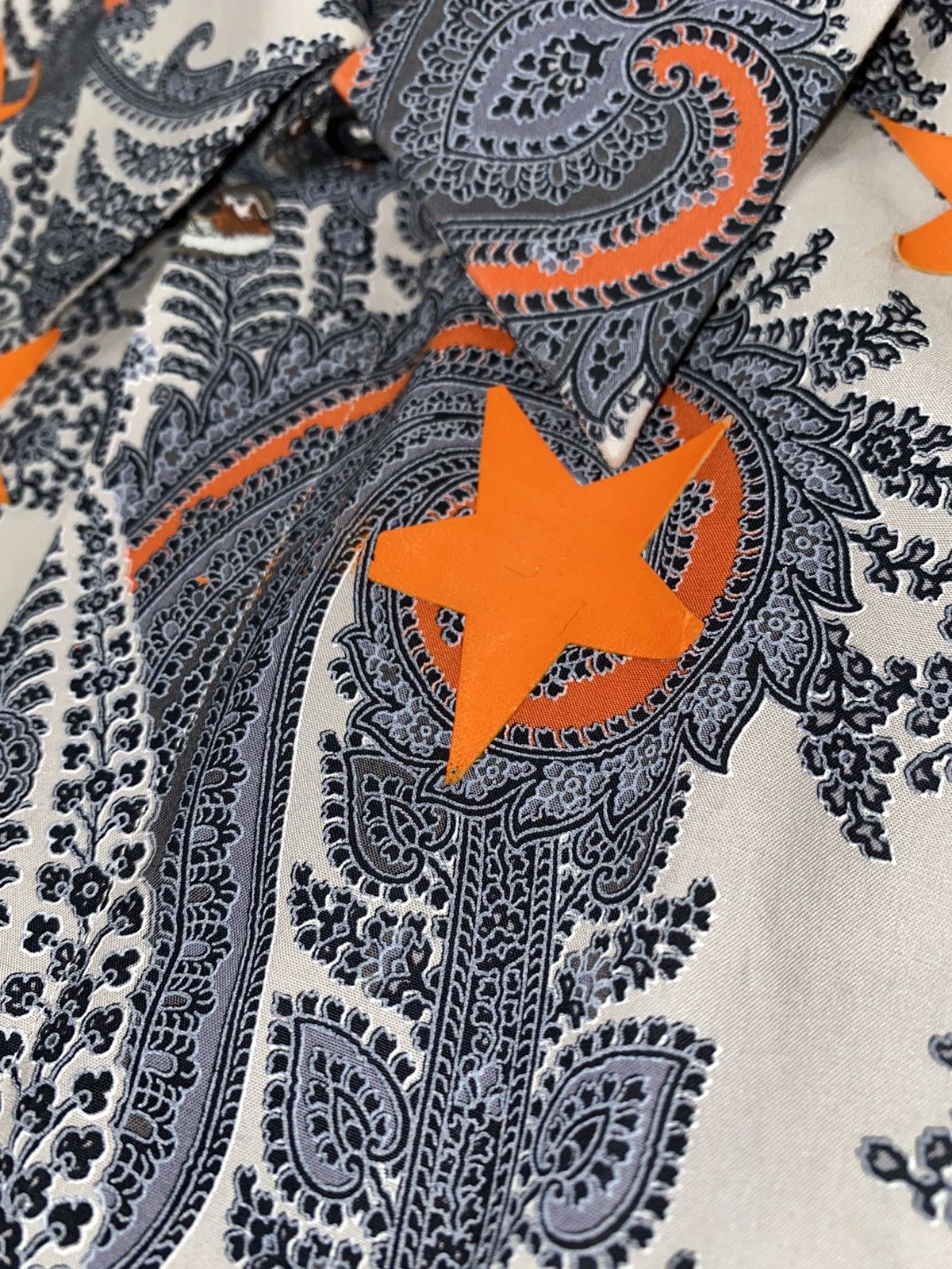 Givenchy Givenchy Paisley Butterfly Abstract All Over Printed Shirt Size US M / EU 48-50 / 2 - 19 Thumbnail