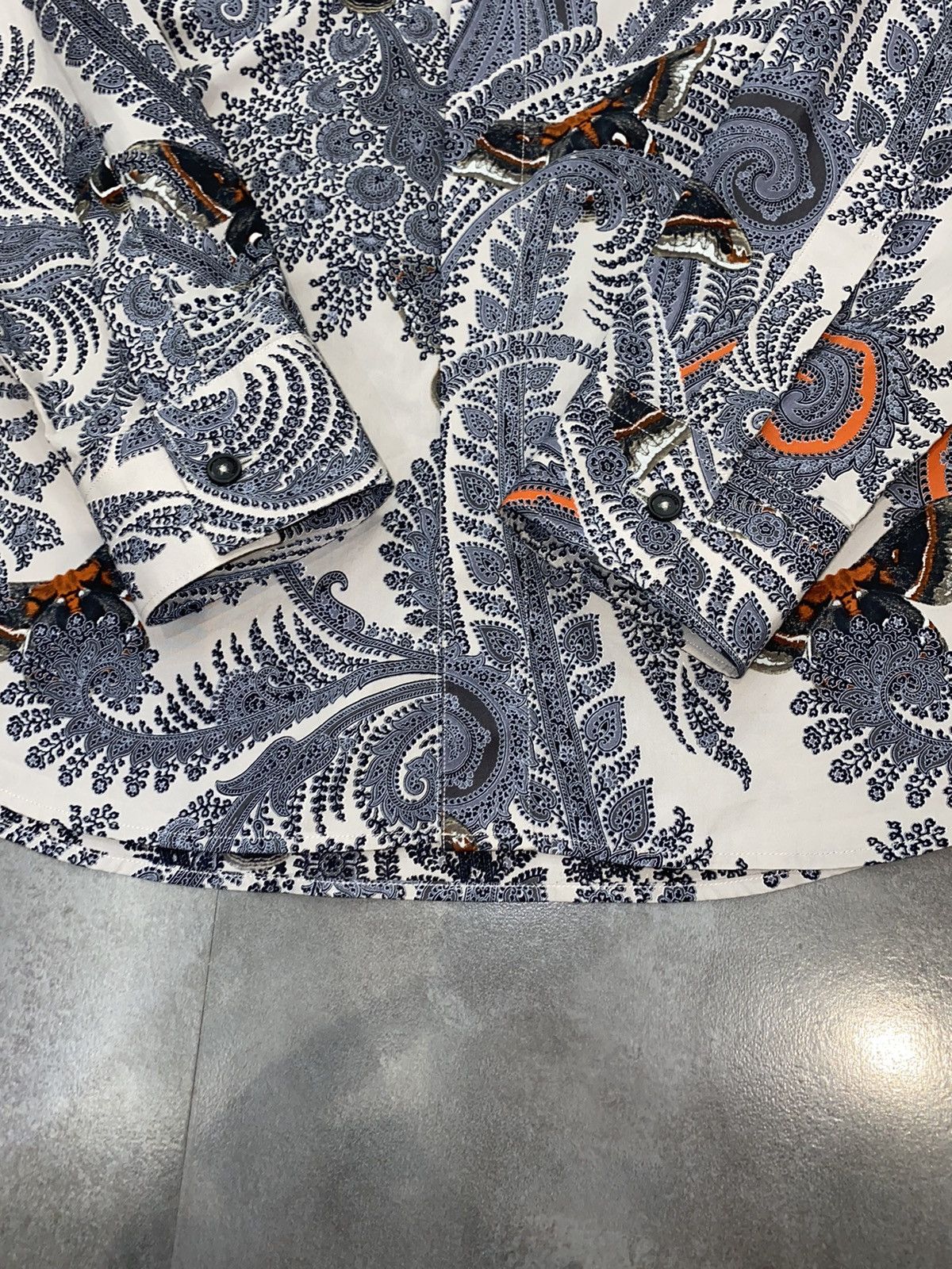 Givenchy Givenchy Paisley Butterfly Abstract All Over Printed Shirt Size US M / EU 48-50 / 2 - 12 Thumbnail