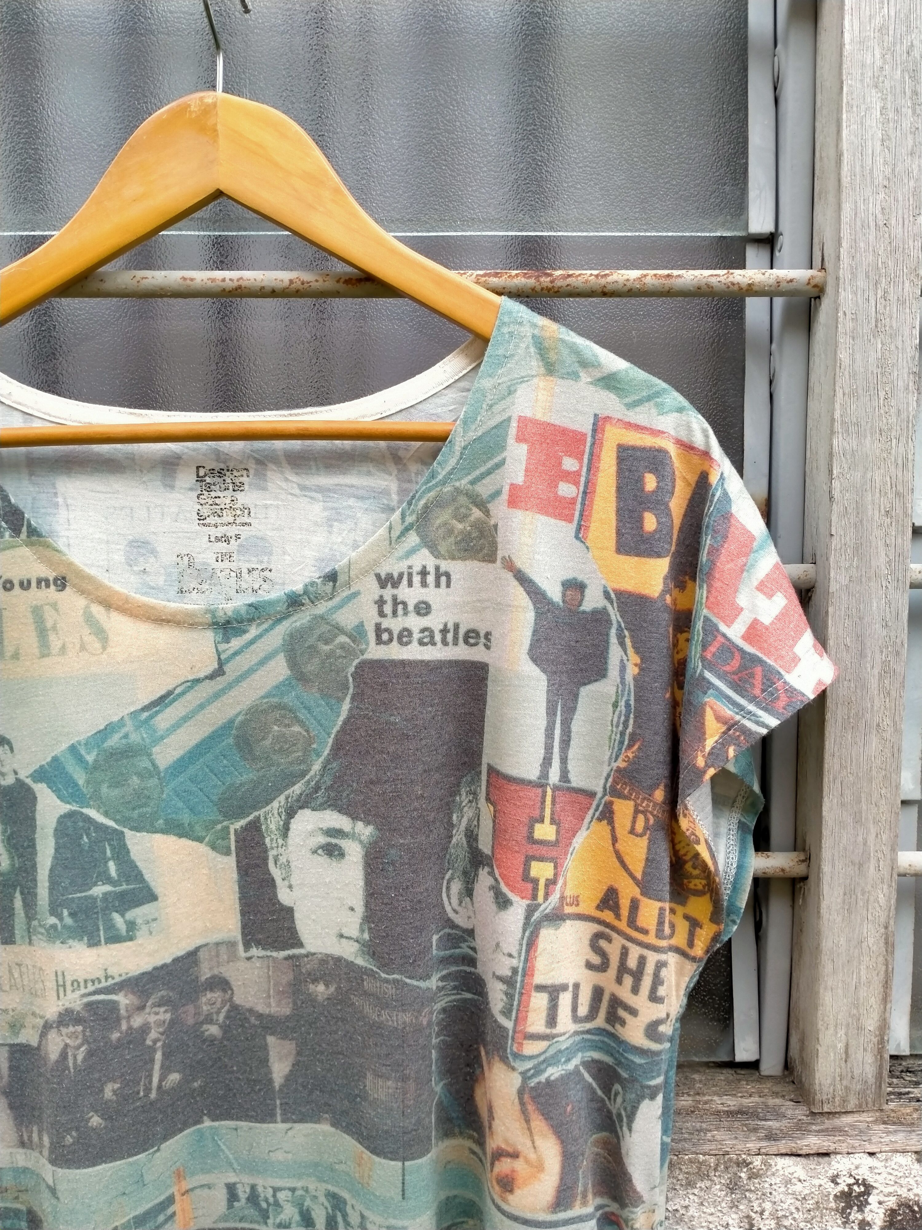 Band Tees ⚡️Steals⚡️ The Beatles Full Printed tee Size L / US 10 / IT 46 - 5 Thumbnail