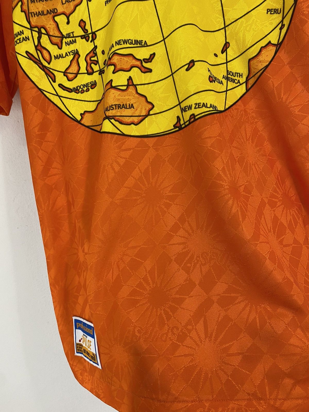 Puma Vintage 97-98 S-Pulse Shimizu FC Home Jersey Rare Design Size US M / EU 48-50 / 2 - 7 Thumbnail