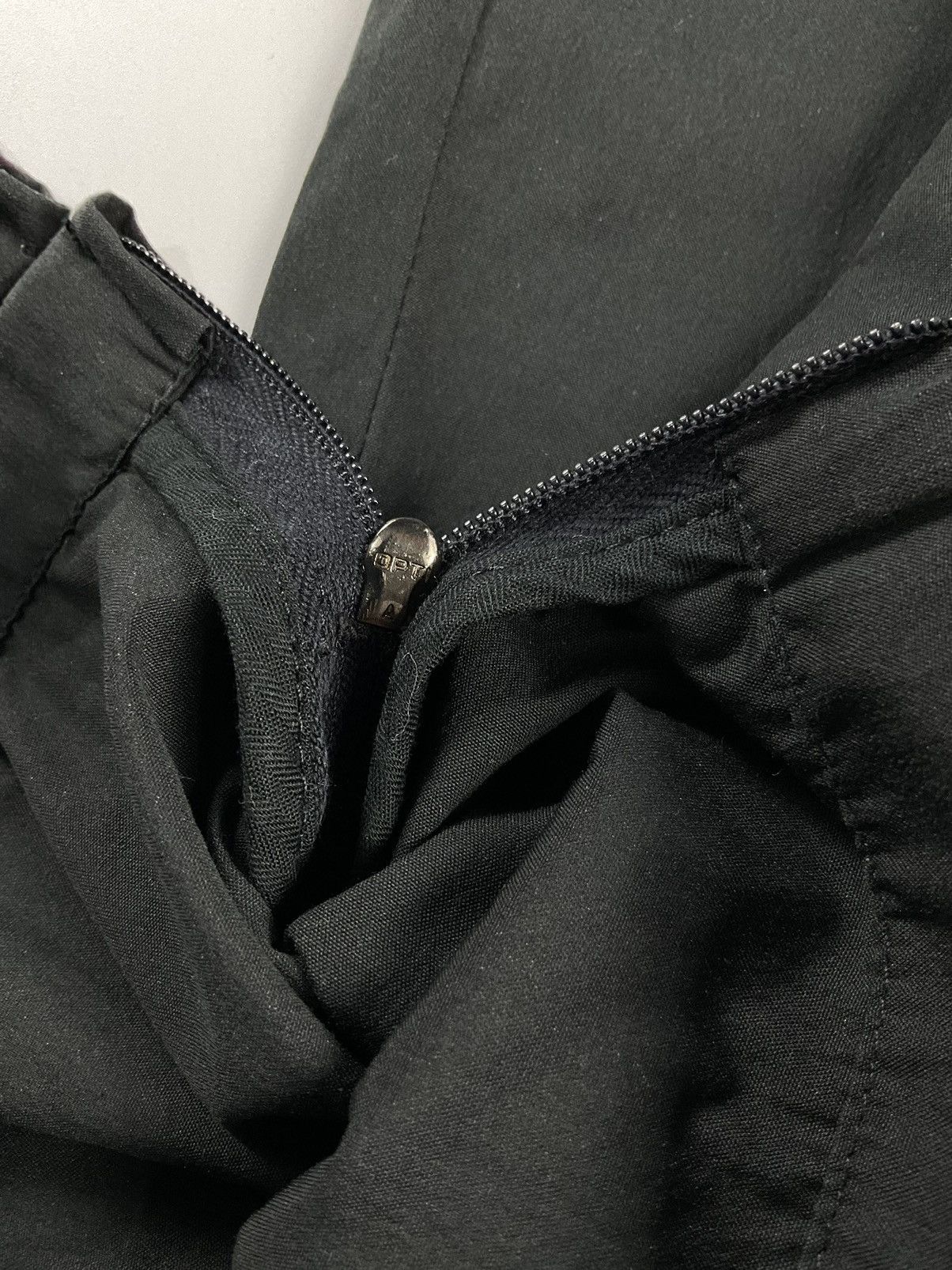 Prada Prada Ankle Zip Trouser Size US 28 / EU 44 - 8 Thumbnail
