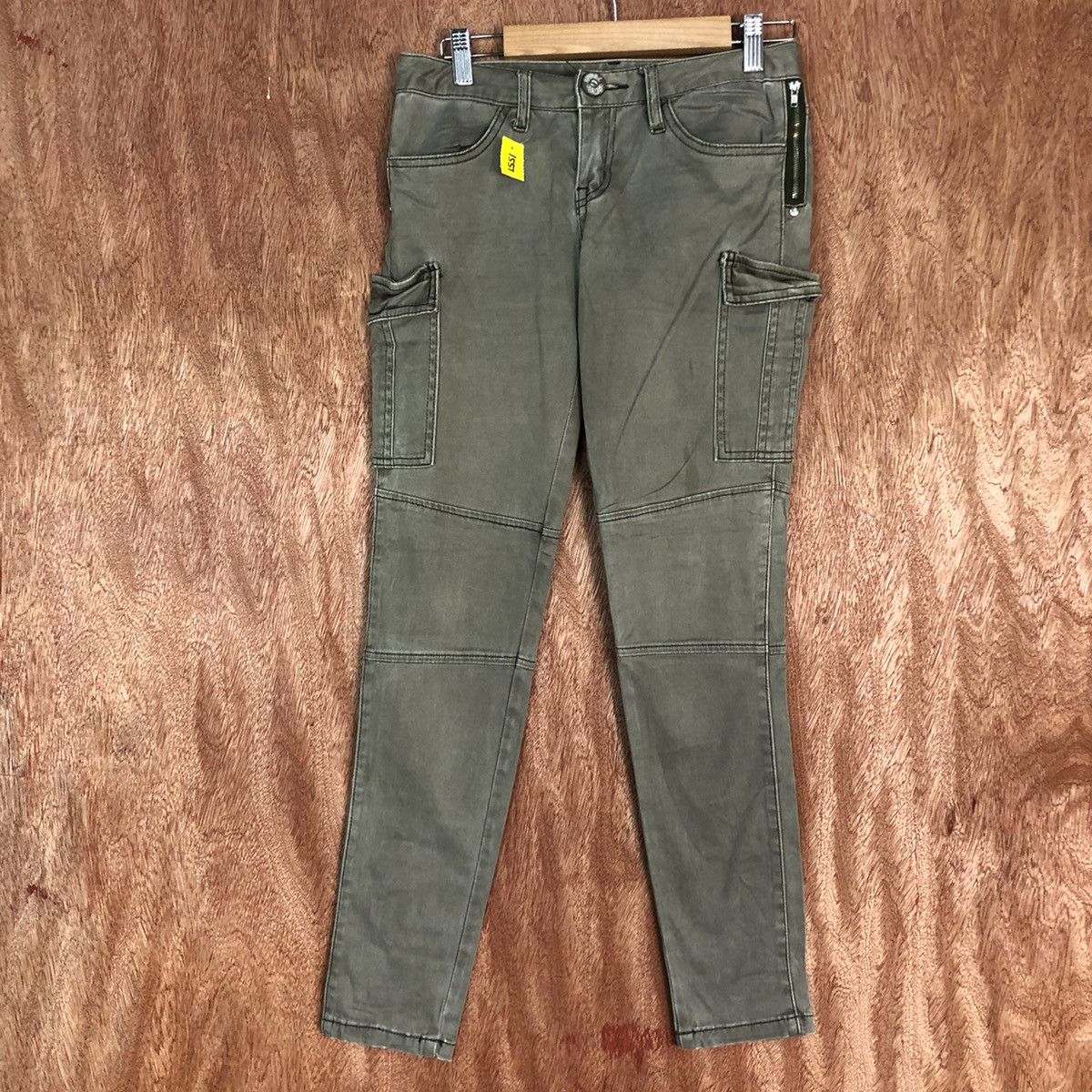 image of Faded Glory Spiral Tempt Grey Multipocket Cargo Pants 1551, Men's (Size 27)