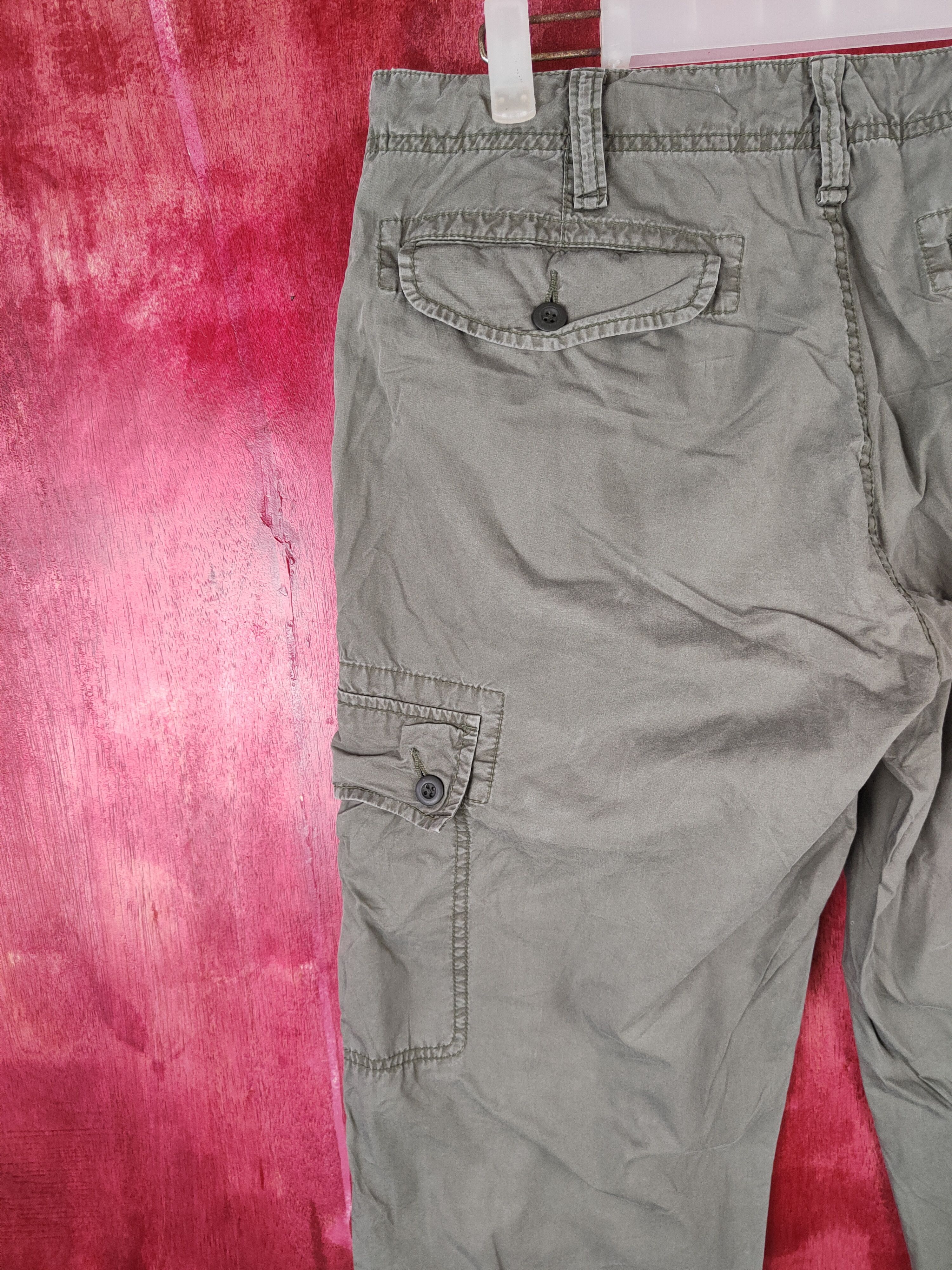 Japanese Brand × Uniqlo Uniqlo Army Green Multi Pocket Tactical Cargo Pants #5308 Size US 32 / EU 48 - 8 Thumbnail