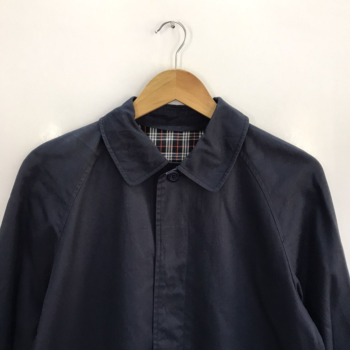 Burberry Vintage Burberry classic Trench coat faded jacket Size US M / EU 48-50 / 2 - 2 Thumbnail