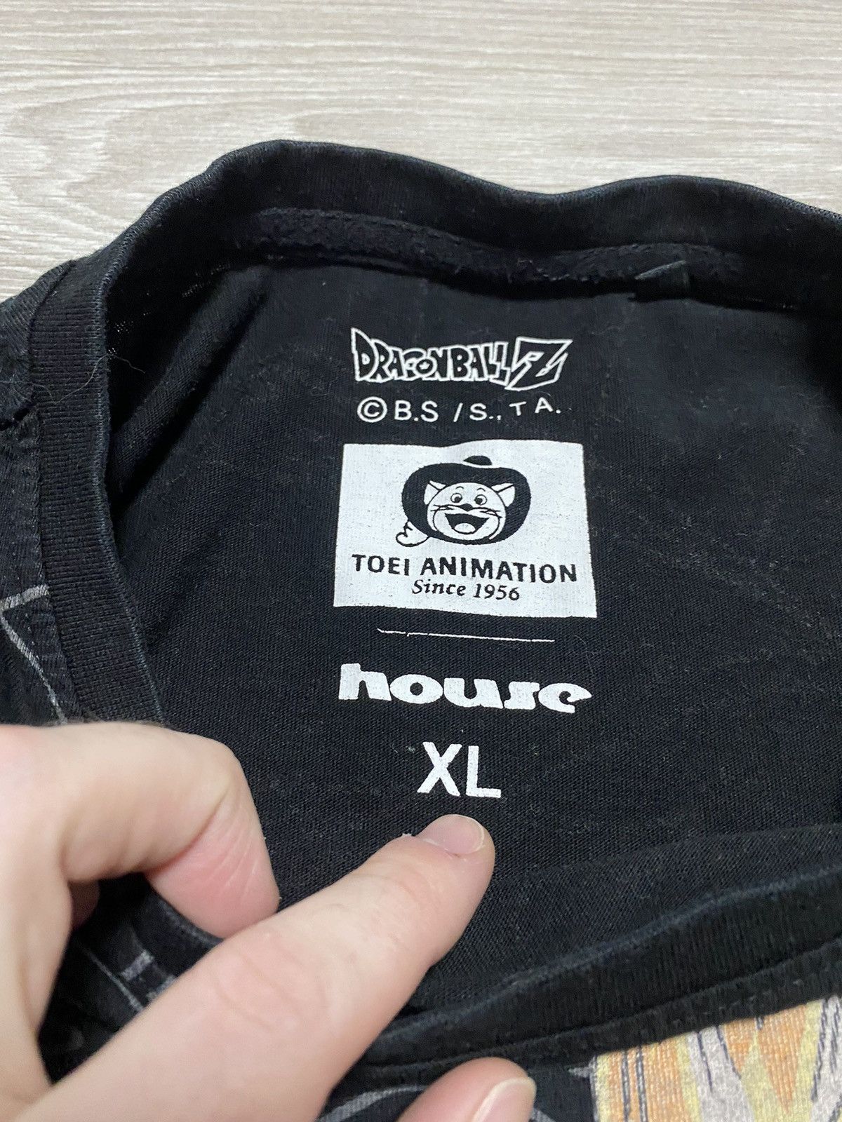 Anime Anime Dragon z Ball tee size L big logo Size US L / EU 52-54 / 3 - 5 Thumbnail