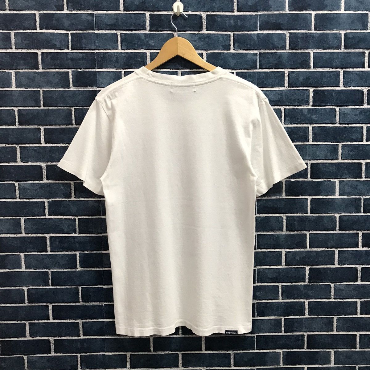 Hysteric Glamour Vintage Hysteric Glamour Relieves Tension TShirt Size US M / EU 48-50 / 2 - 7 Thumbnail