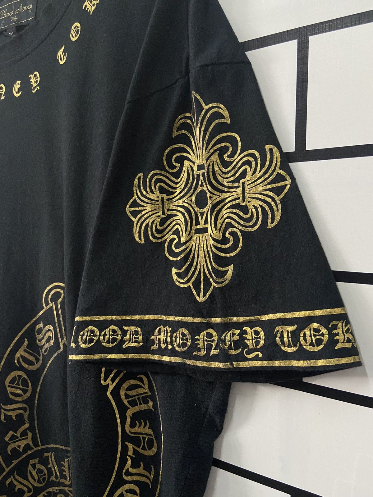 Designer × Japanese Brand × Vintage Archive Blood Money Tokyo Horses Cross Gothic Tshirt Size US L / EU 52-54 / 3 - 8 Thumbnail