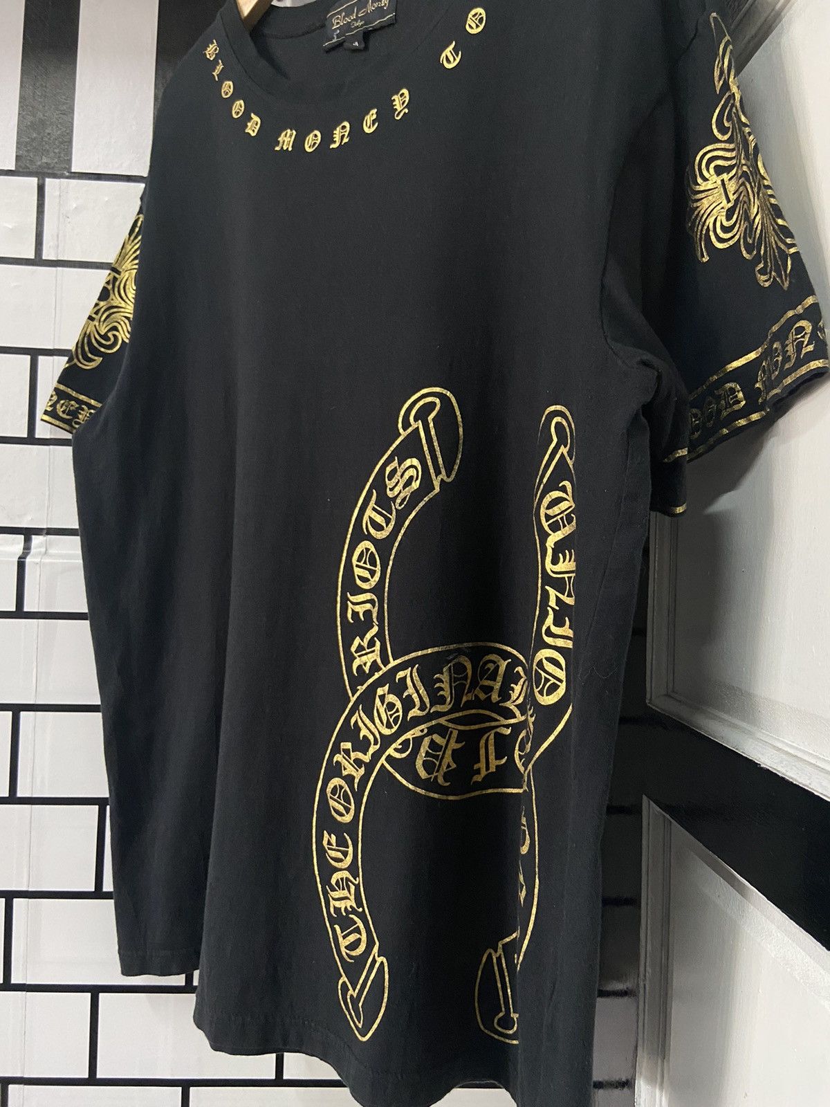 Designer × Japanese Brand × Vintage Archive Blood Money Tokyo Horses Cross Gothic Tshirt Size US L / EU 52-54 / 3 - 7 Thumbnail