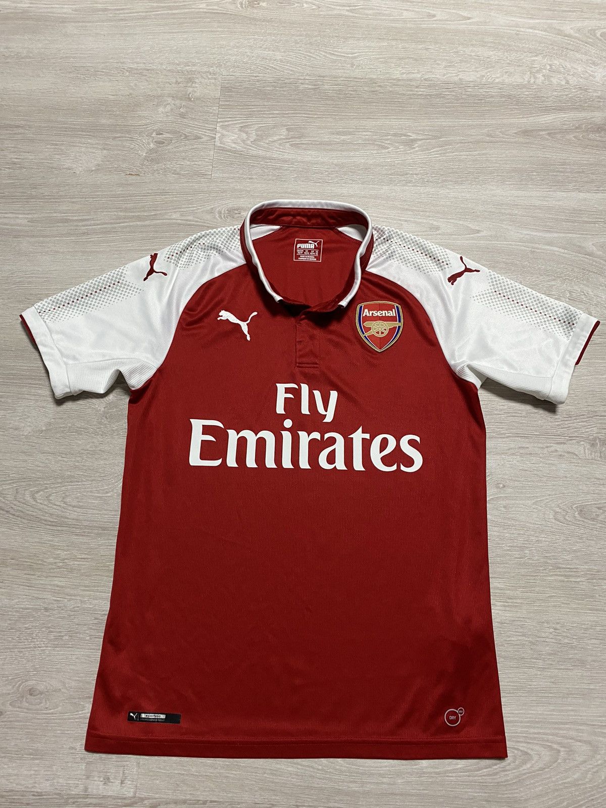 ARSNL PUMA ARSENAL Soccer Jersey Home away size S Size US S / EU 44-46 / 1 - 1 Thumbnail