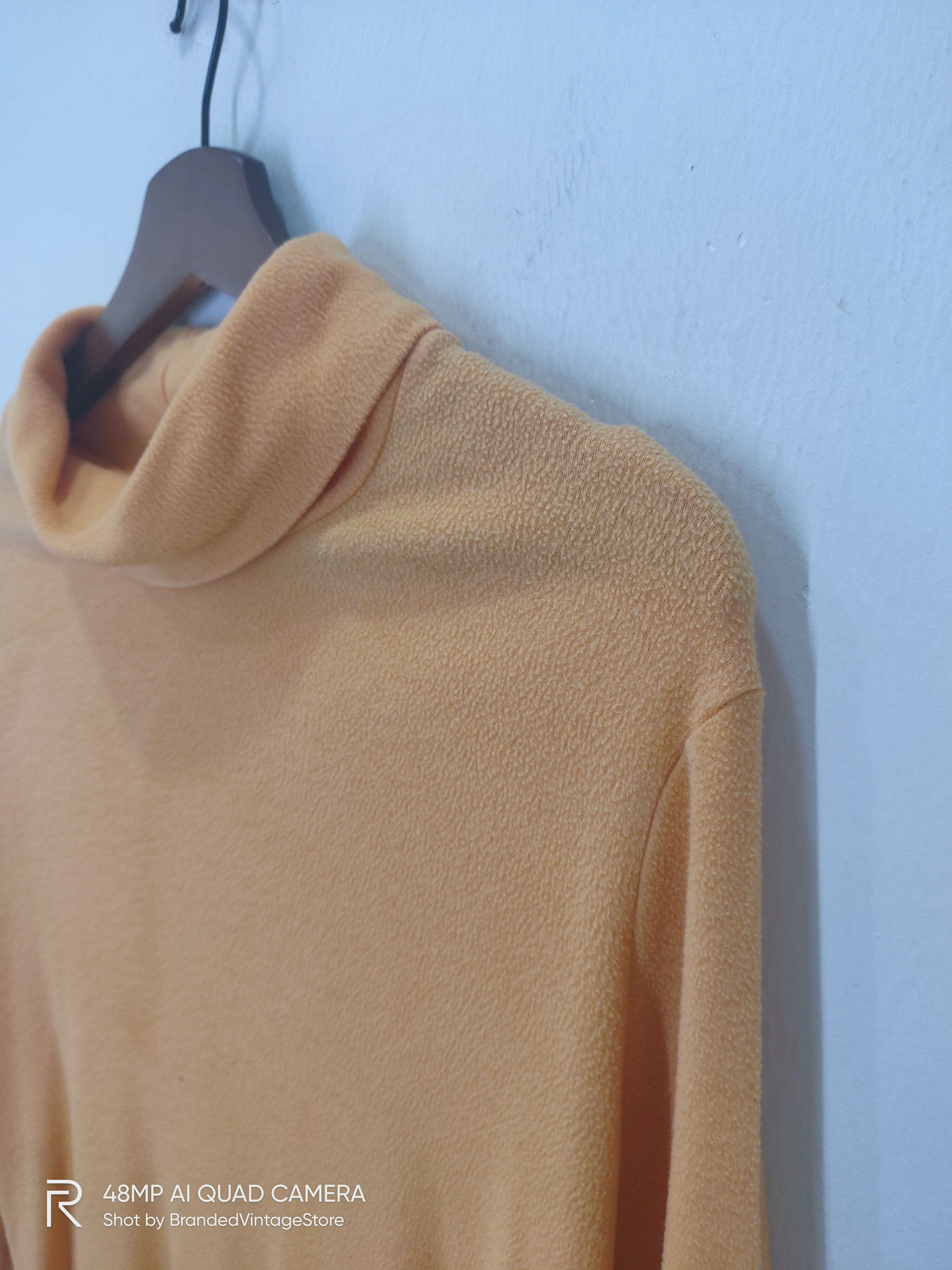Japanese Brand × Uniqlo UNIQLO Plain Slim Fit Turtle Neck Elastic Fleece Sweatshirt Size US M / EU 48-50 / 2 - 4 Thumbnail