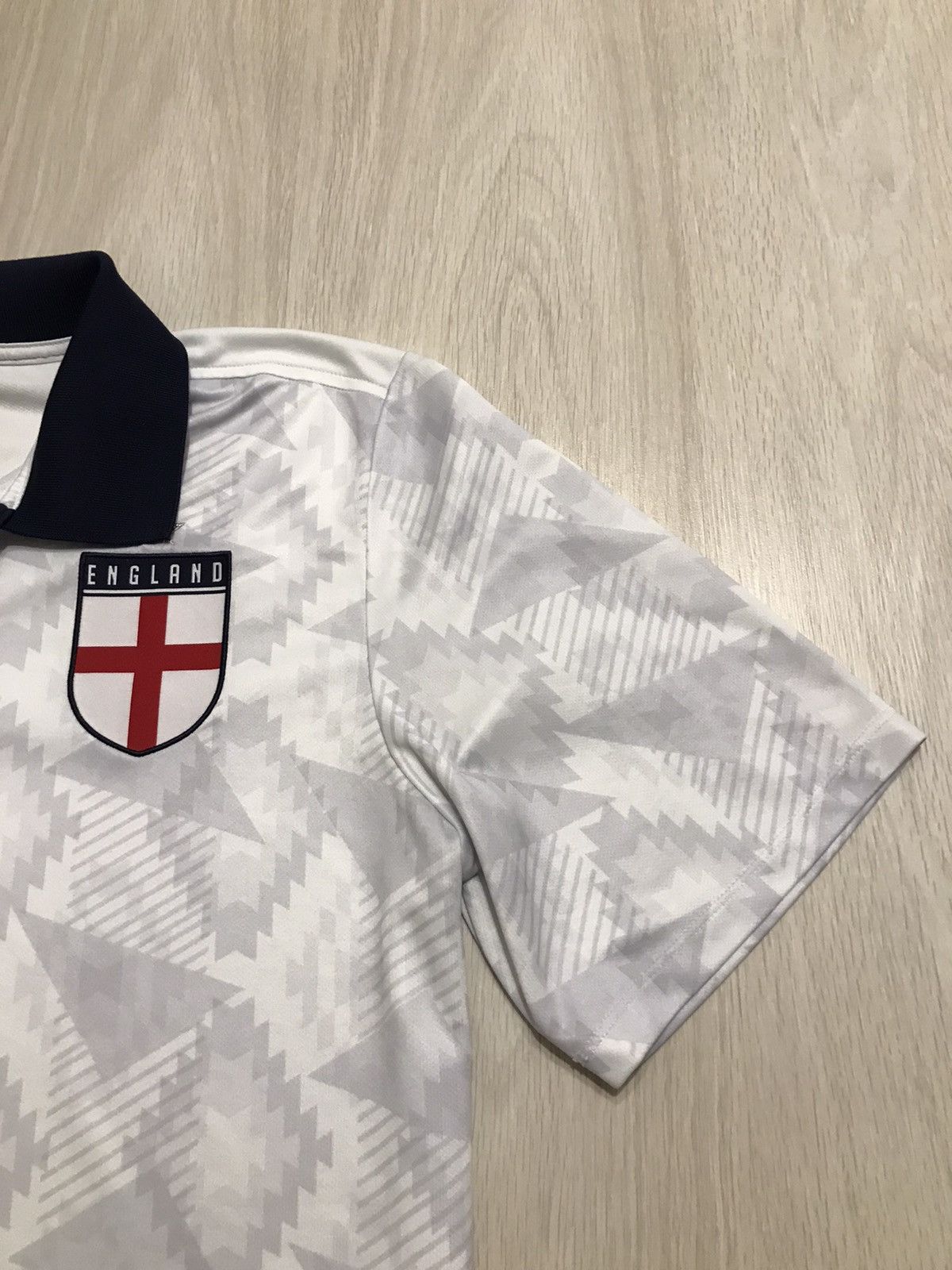 Umbro Umbro National team England jersey XL Size US XL / EU 56 / 4 - 2 Thumbnail