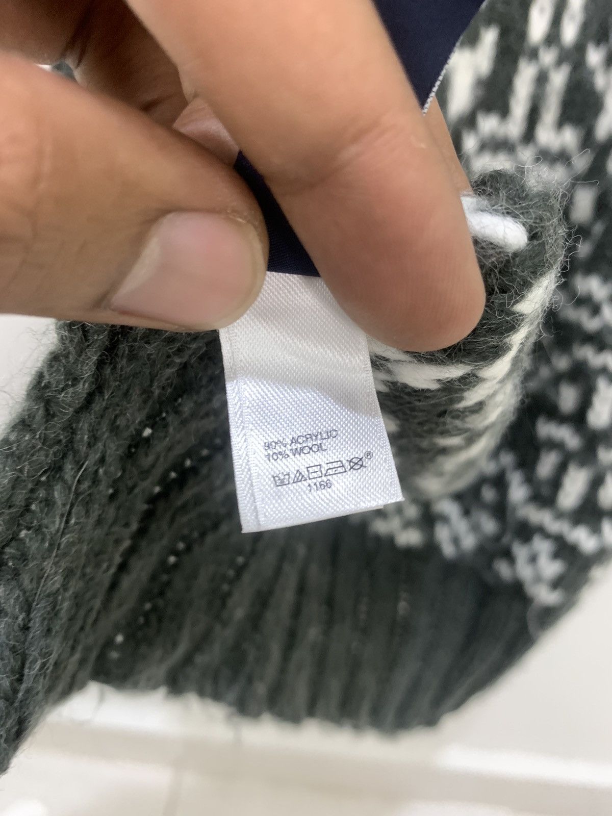 Gap × Other GAP Fair Isle Navajo Long Crochet Cable Knit Muffler Scarf Size ONE SIZE - 9 Thumbnail