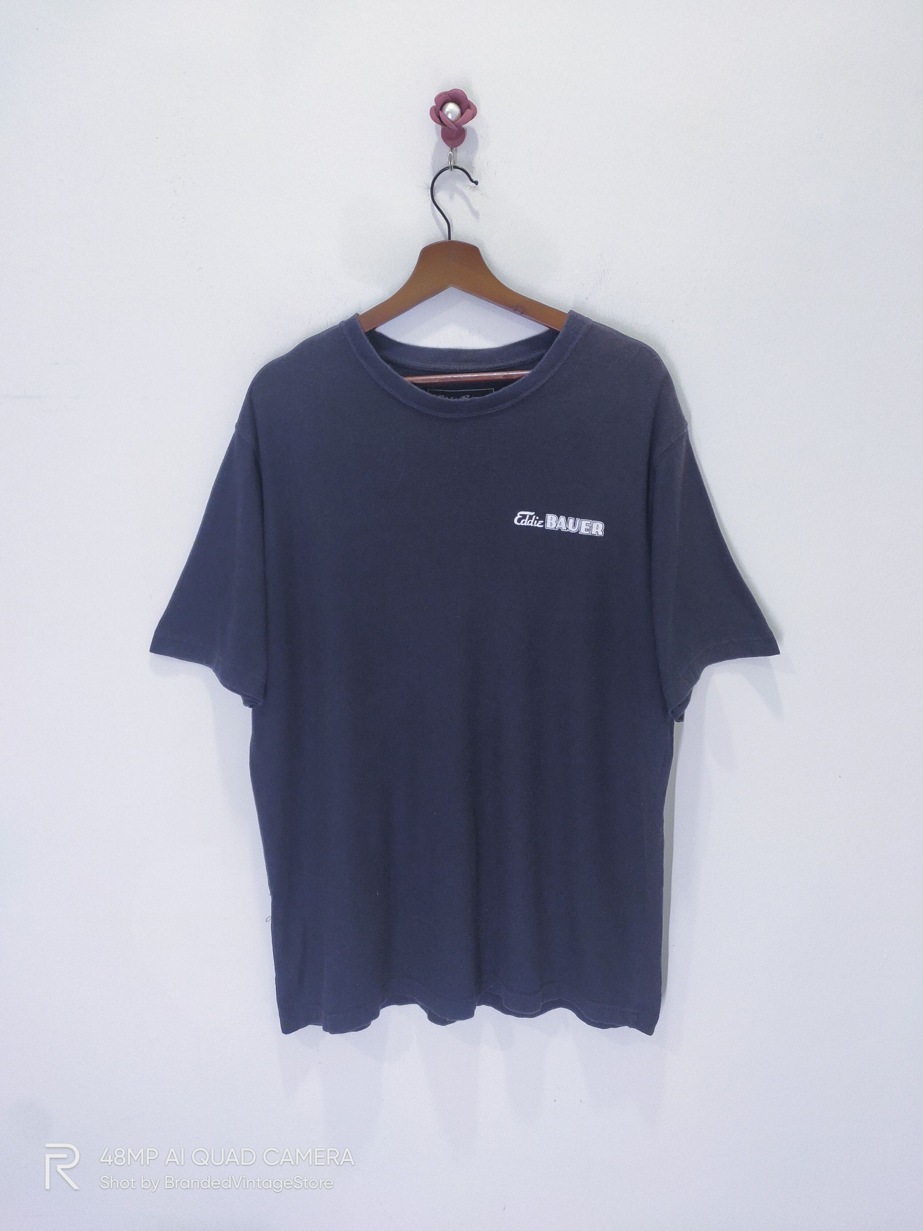 Eddie Bauer × Vintage Vintage EDDIE BAUER Outdoor Outfitter Whale Big Logo TShirt Size US XL / EU 56 / 4 - 2 Thumbnail