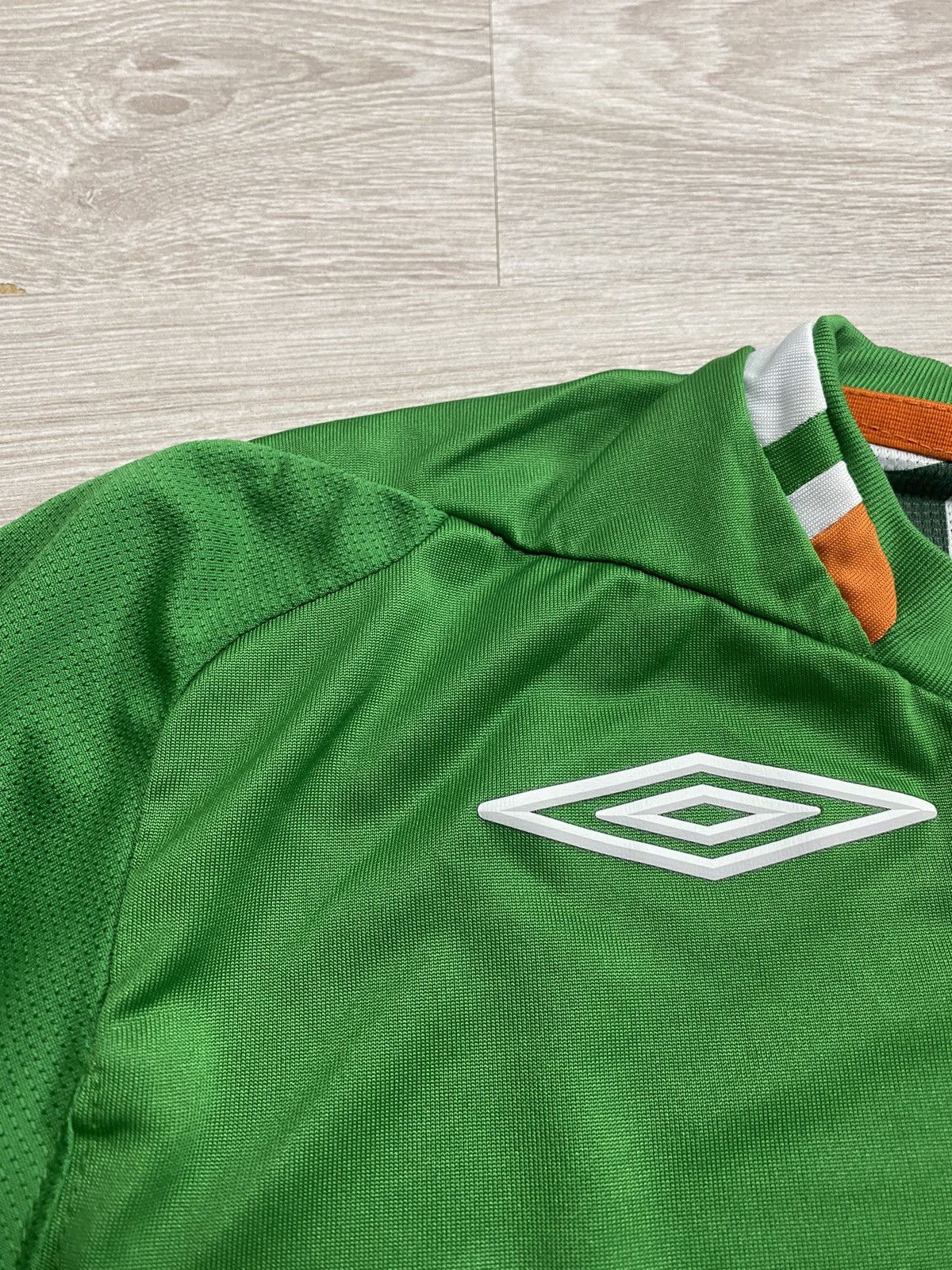 Umbro Republic of Ireland football shirt 2006 Soccer Jersey Tee Size US M / EU 48-50 / 2 - 6 Thumbnail