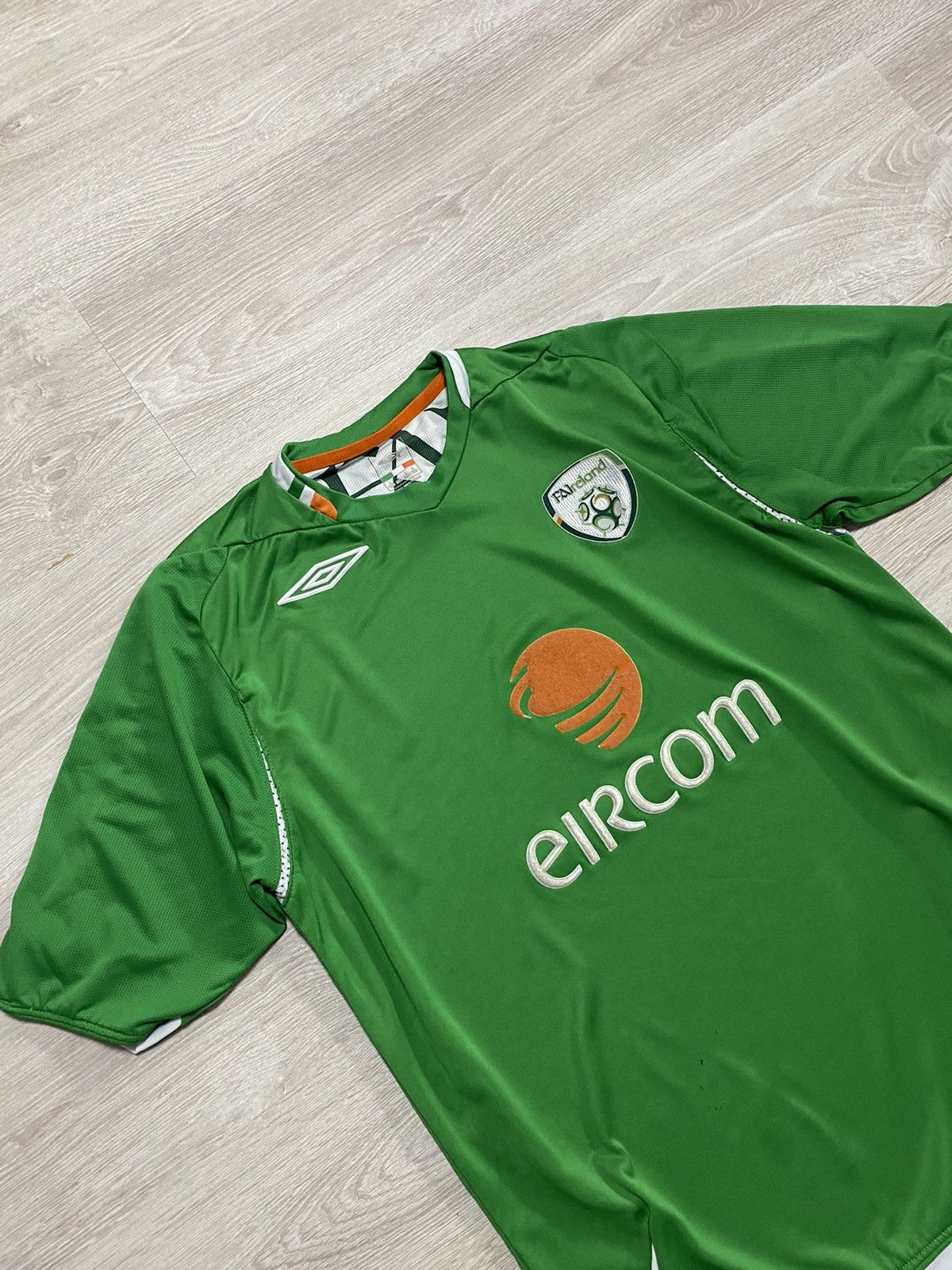 Umbro Republic of Ireland football shirt 2006 Soccer Jersey Tee Size US M / EU 48-50 / 2 - 1 Thumbnail