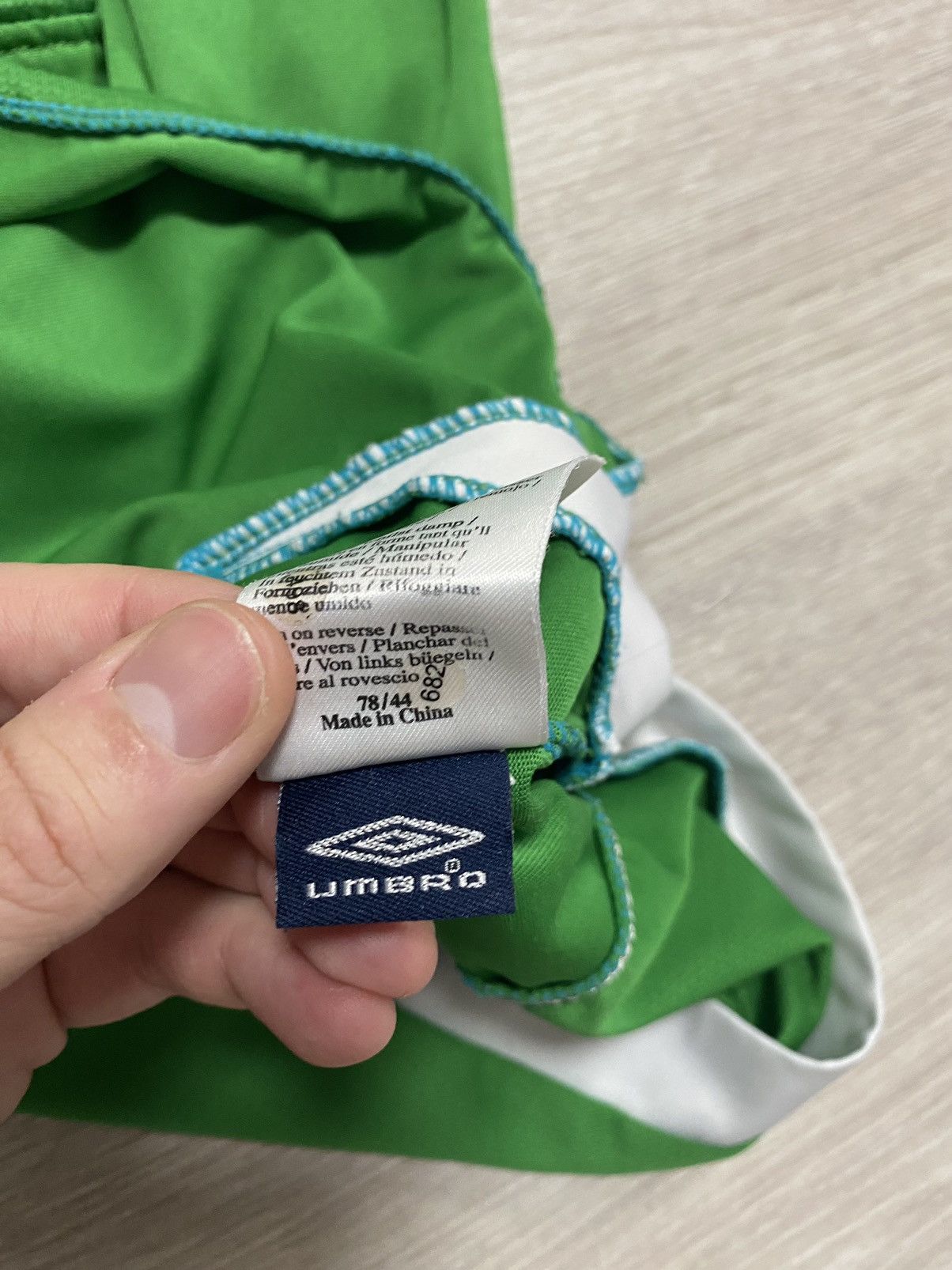 Umbro Republic of Ireland football shirt 2006 Soccer Jersey Tee Size US M / EU 48-50 / 2 - 12 Thumbnail