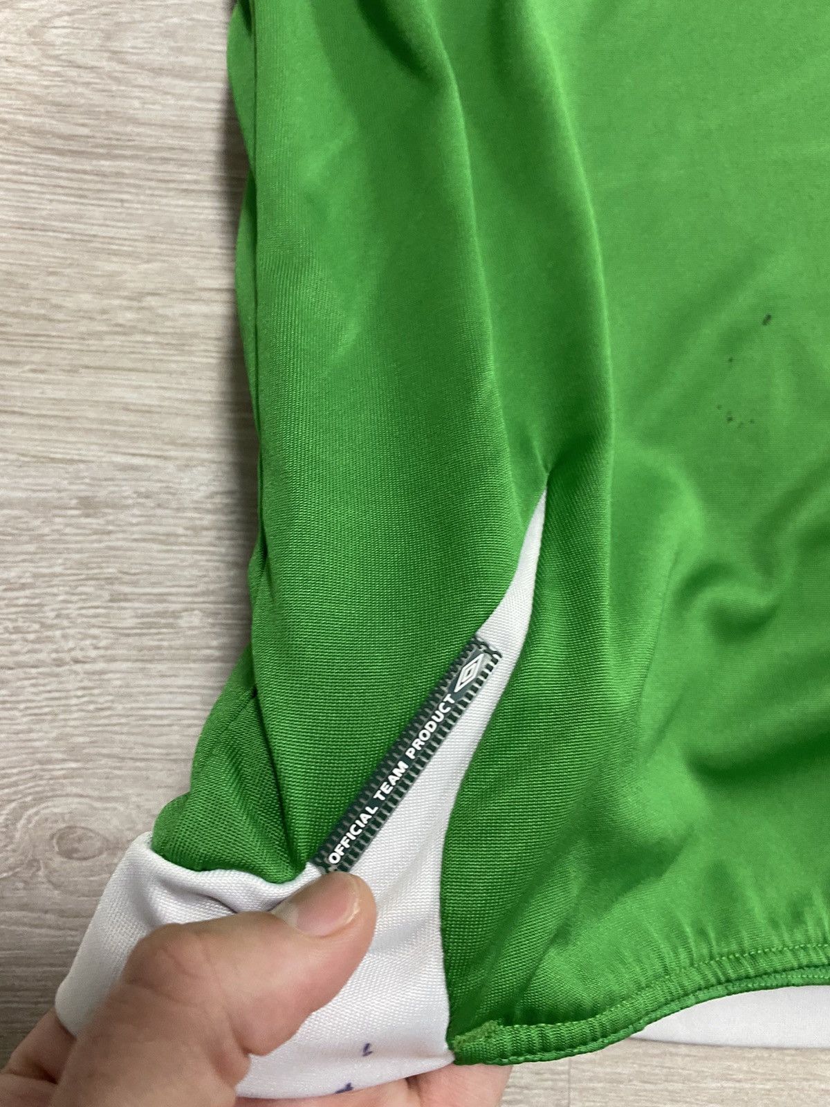 Umbro Republic of Ireland football shirt 2006 Soccer Jersey Tee Size US M / EU 48-50 / 2 - 9 Thumbnail