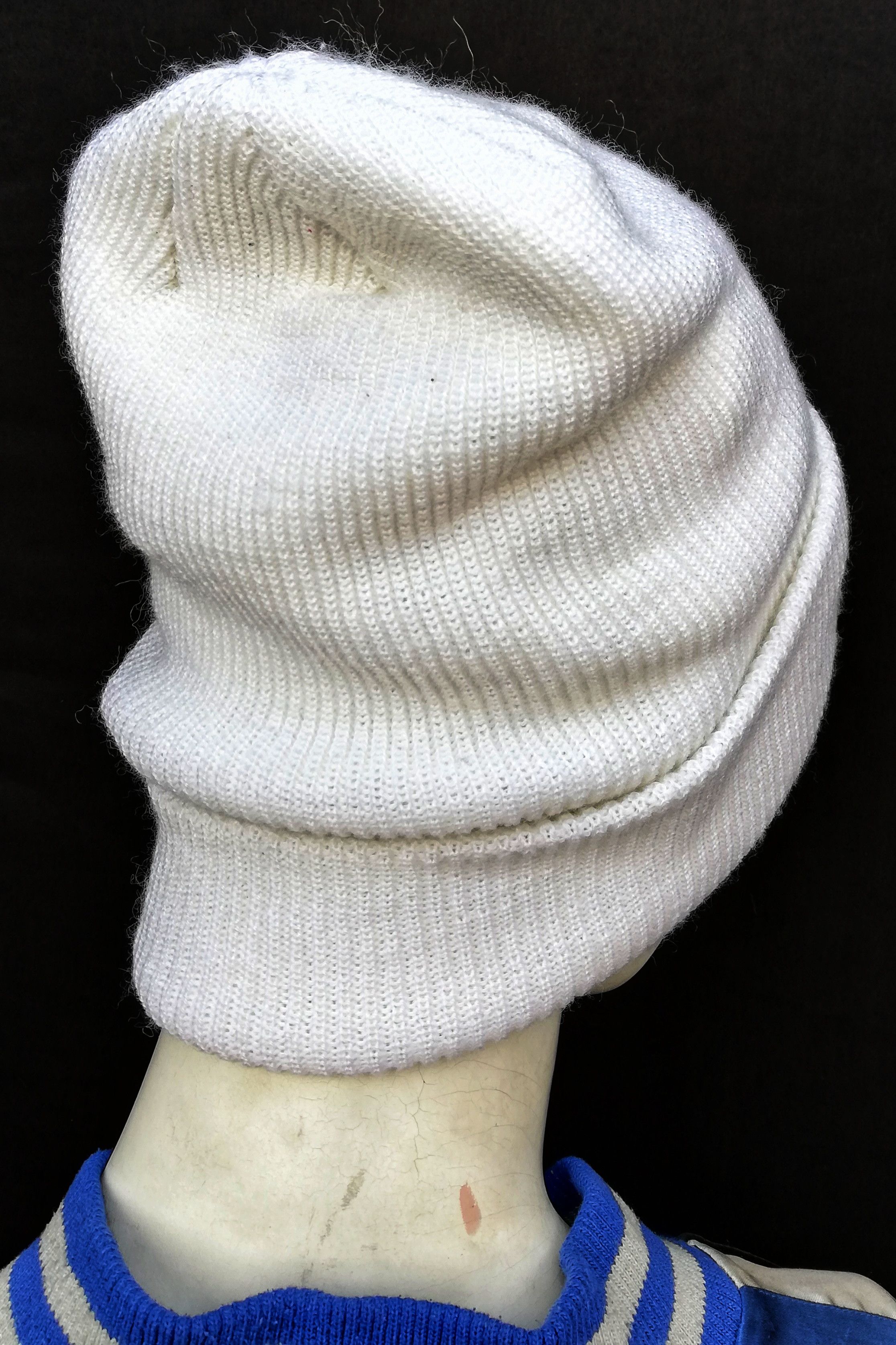Vans 🔥Vans Off The Wall Folding Beanie Hat 100% acrylic🔥 Size ONE SIZE - 4 Thumbnail