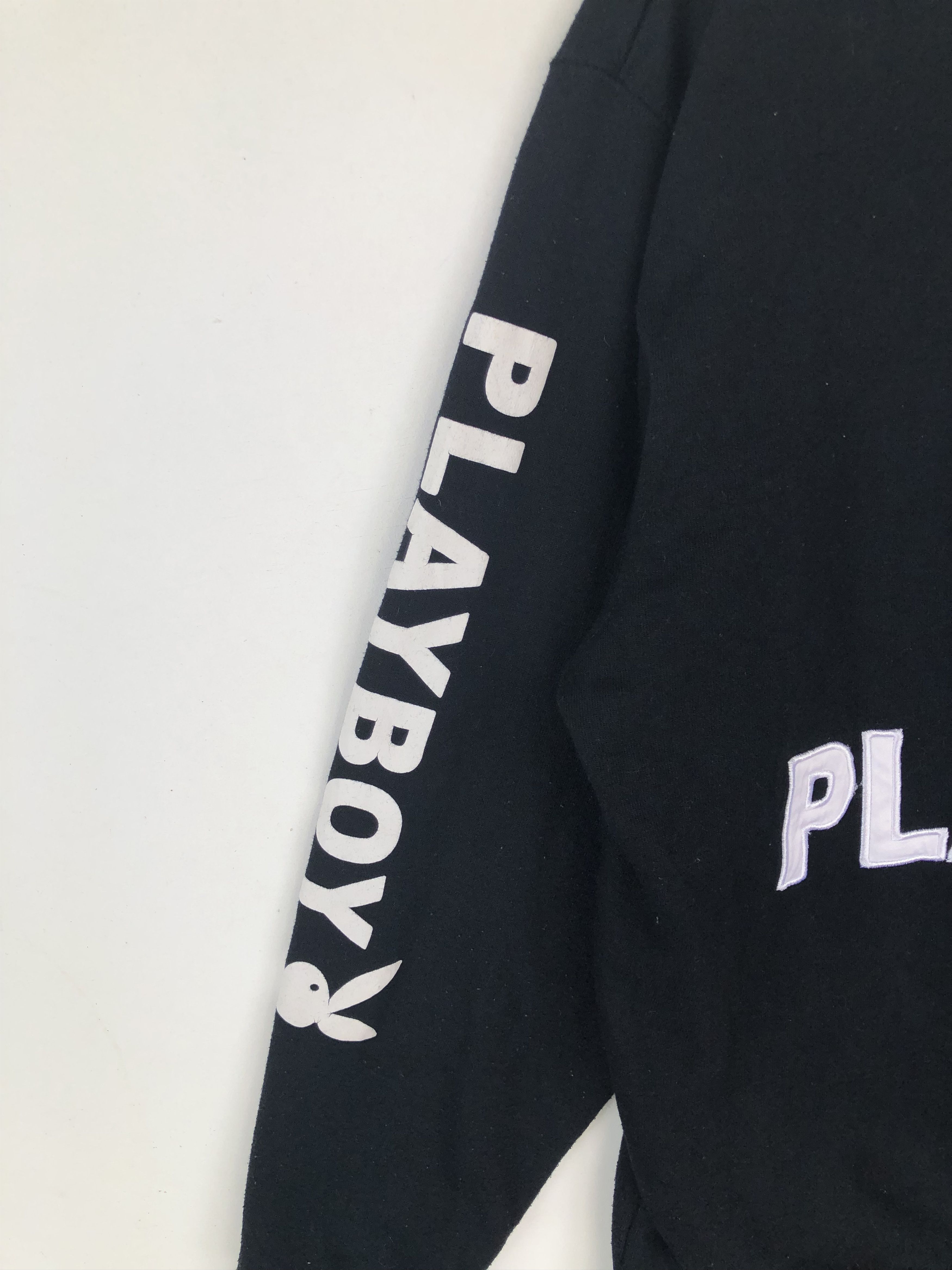 Playboy VINTAGE PLAYBOY BIG EMBROIDERIES LOGO SWEATSHIRT Size US M / EU 48-50 / 2 - 5 Thumbnail