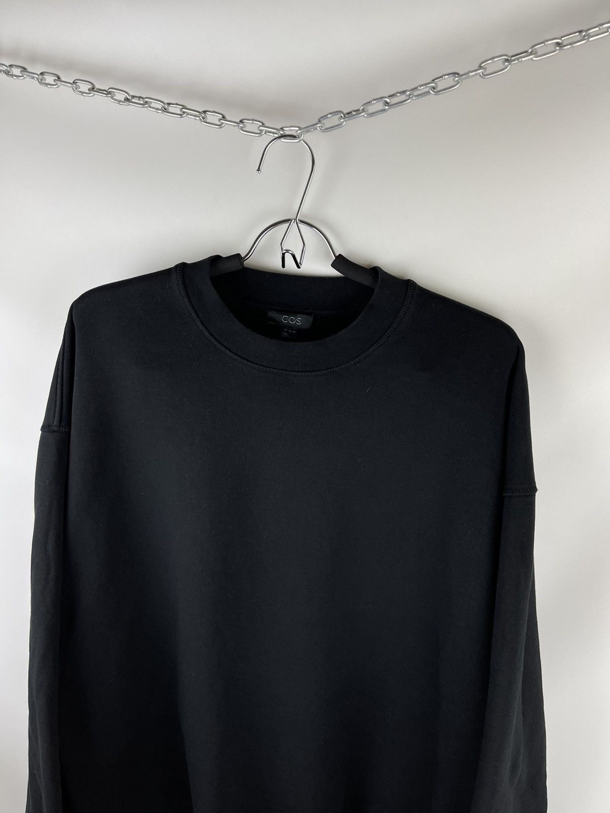 Cos COS black oversized blank sweatshirt sweater Size US XL / EU 56 / 4 - 2 Thumbnail